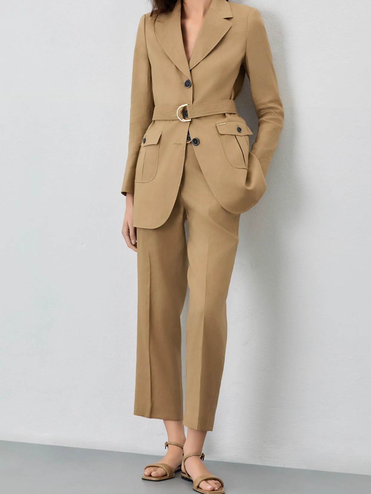 Blazer De Fato De Trespasse Com Cinto Em Tecido Com Mistura De Linho E Viscose