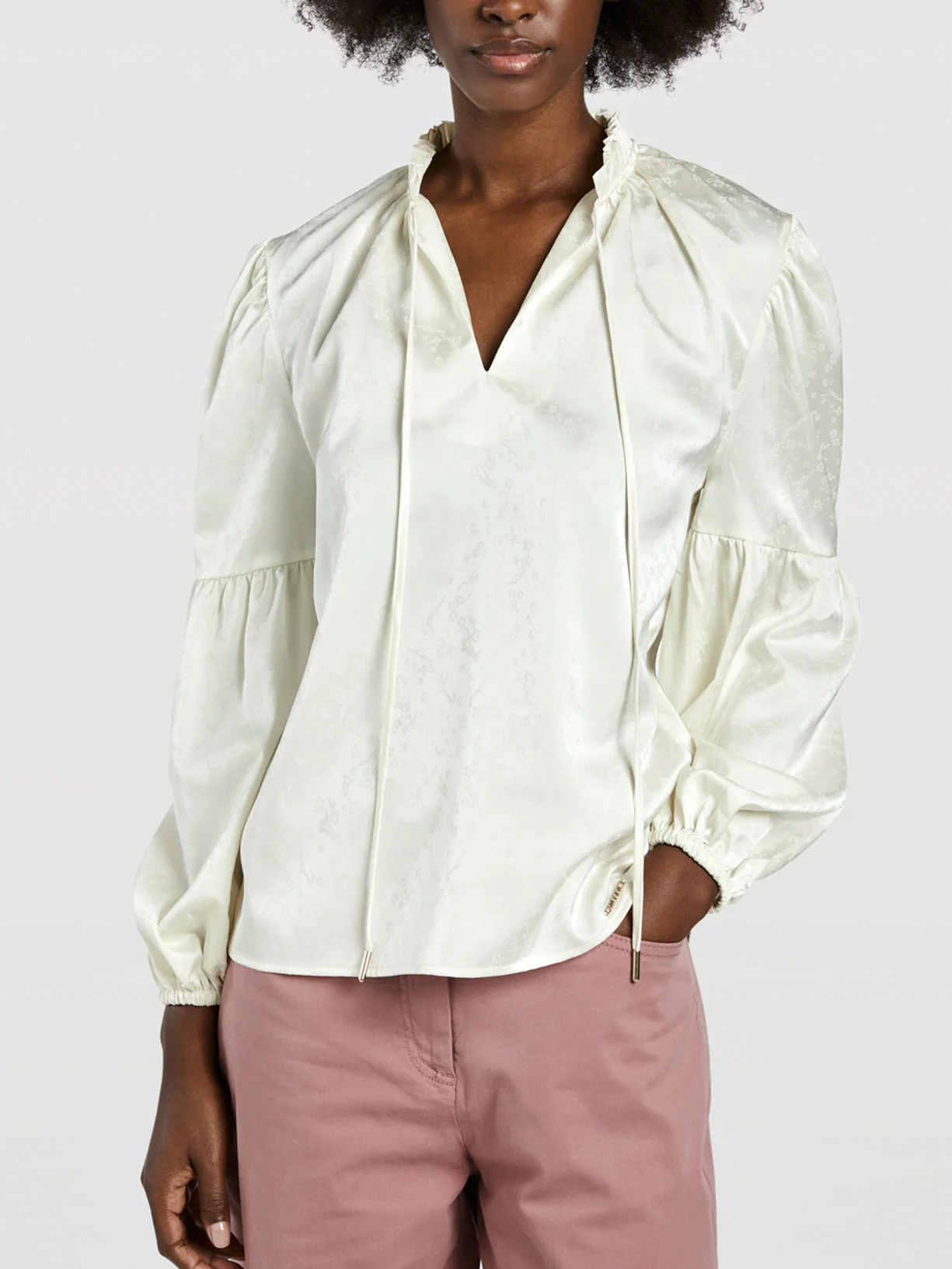 Blusa com folho na gola - Image 4
