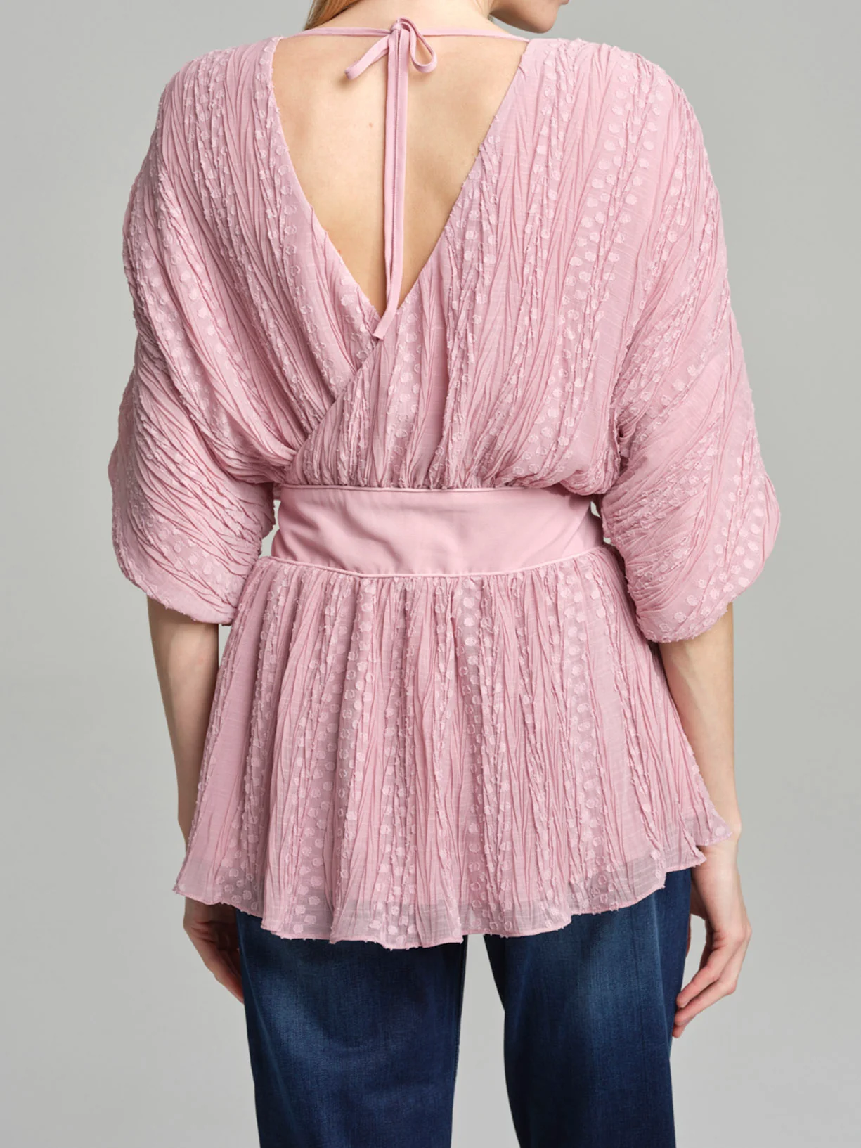Blusa em forma de leque fit & flare em tecido plissado - Image 10
