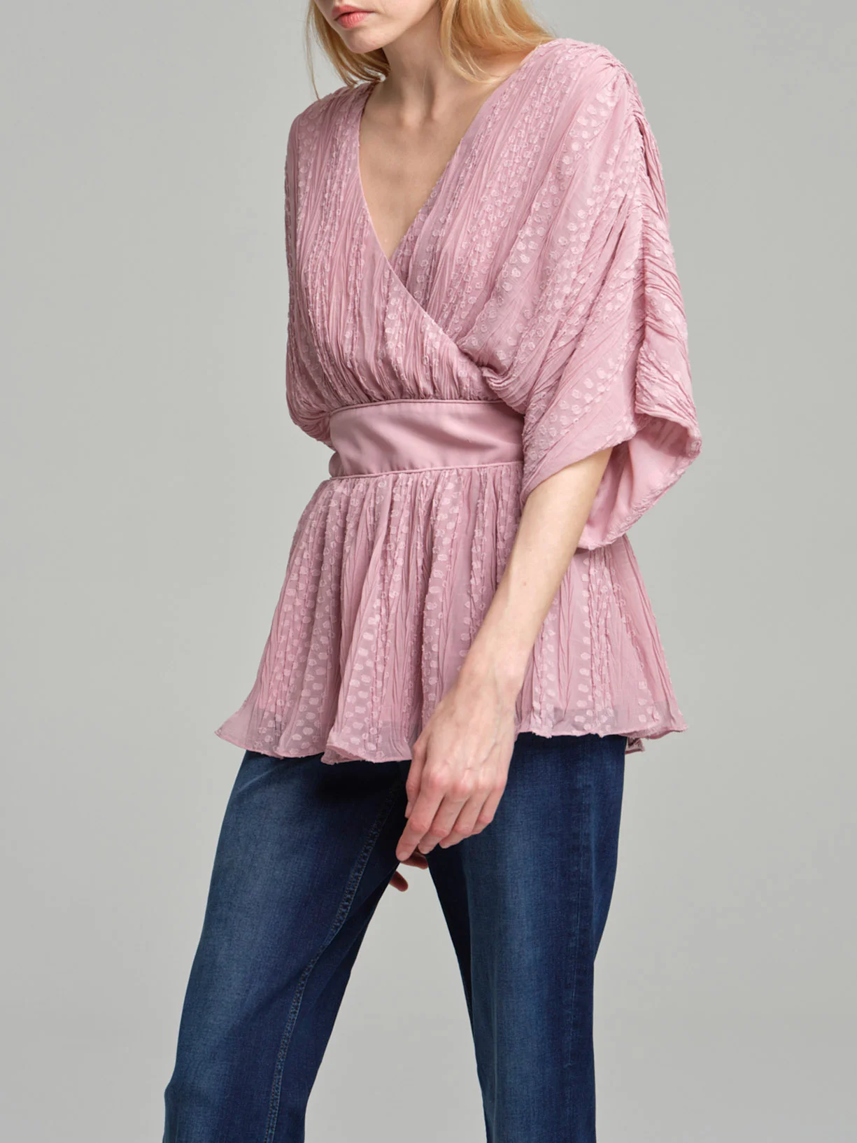 Blusa em forma de leque fit & flare em tecido plissado - Image 8