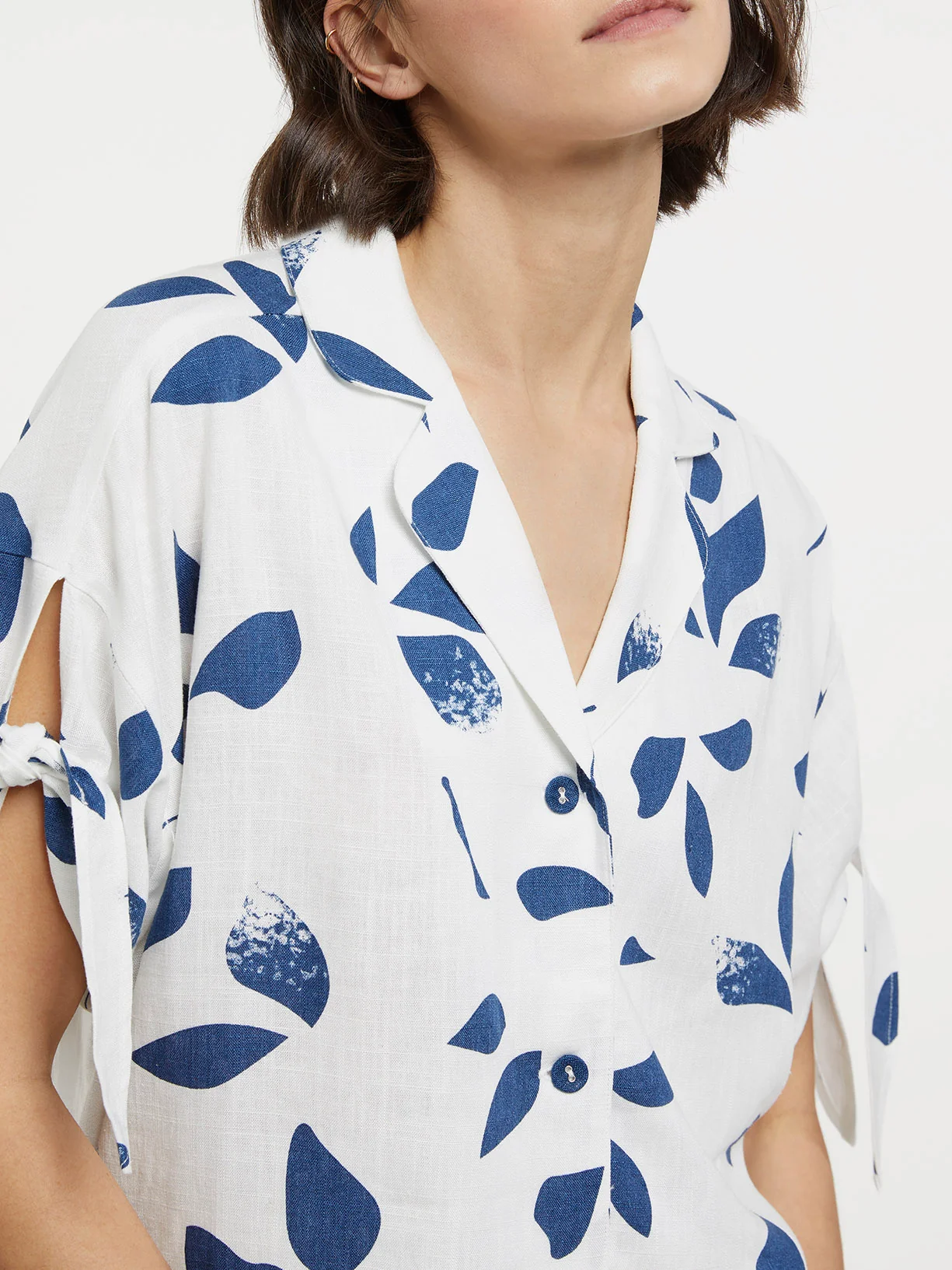 Blusa estampada loose fit - Image 2