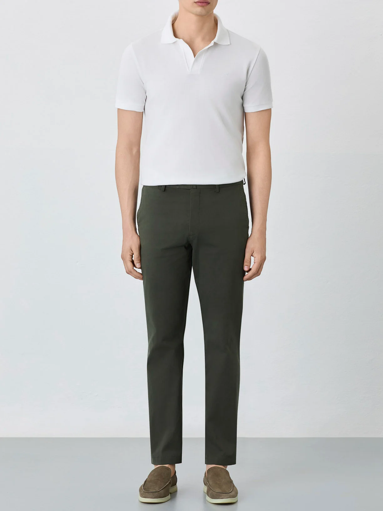 Calça Chino Regular Fit Com Bolso Relógio - Image 11