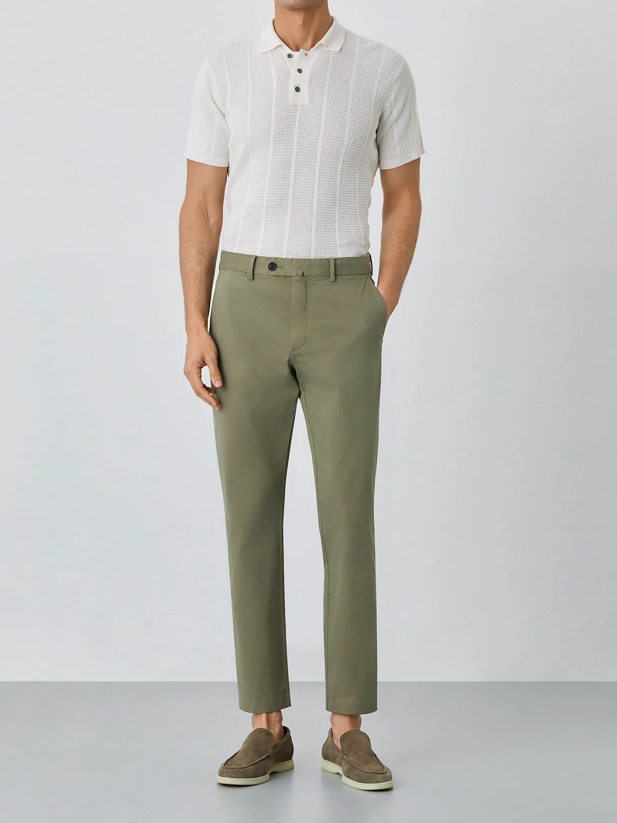Calça Chino Regular Fit Com Bolso Relógio - Image 14