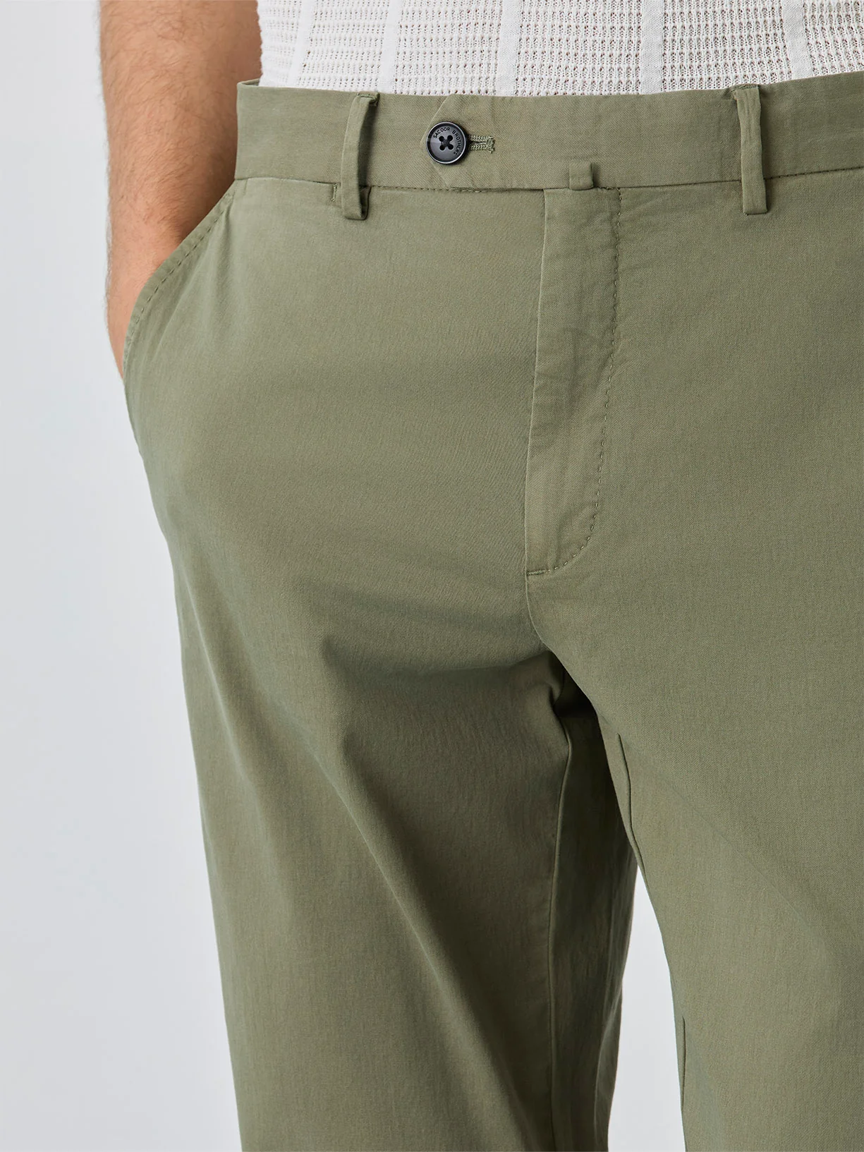 Calça Chino Regular Fit Com Bolso Relógio - Image 16