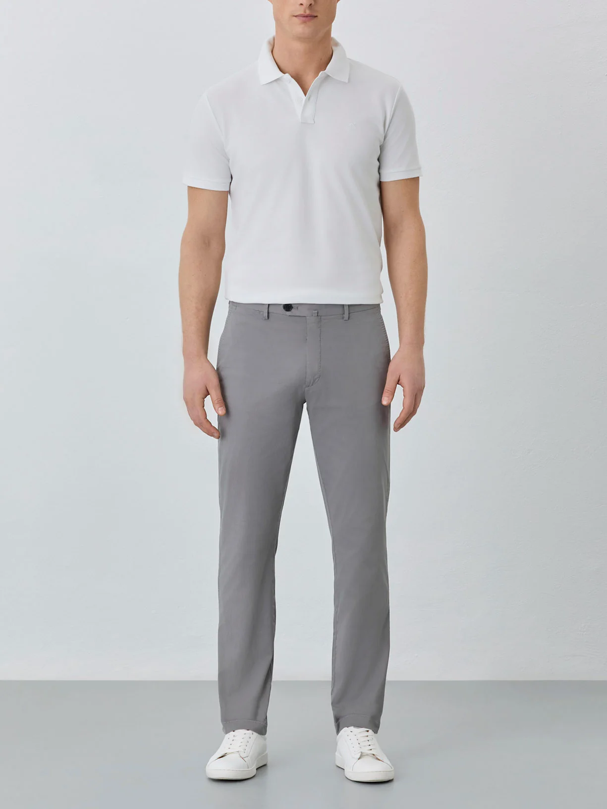 Calça Chino Regular Fit Com Bolso Relógio - Image 17