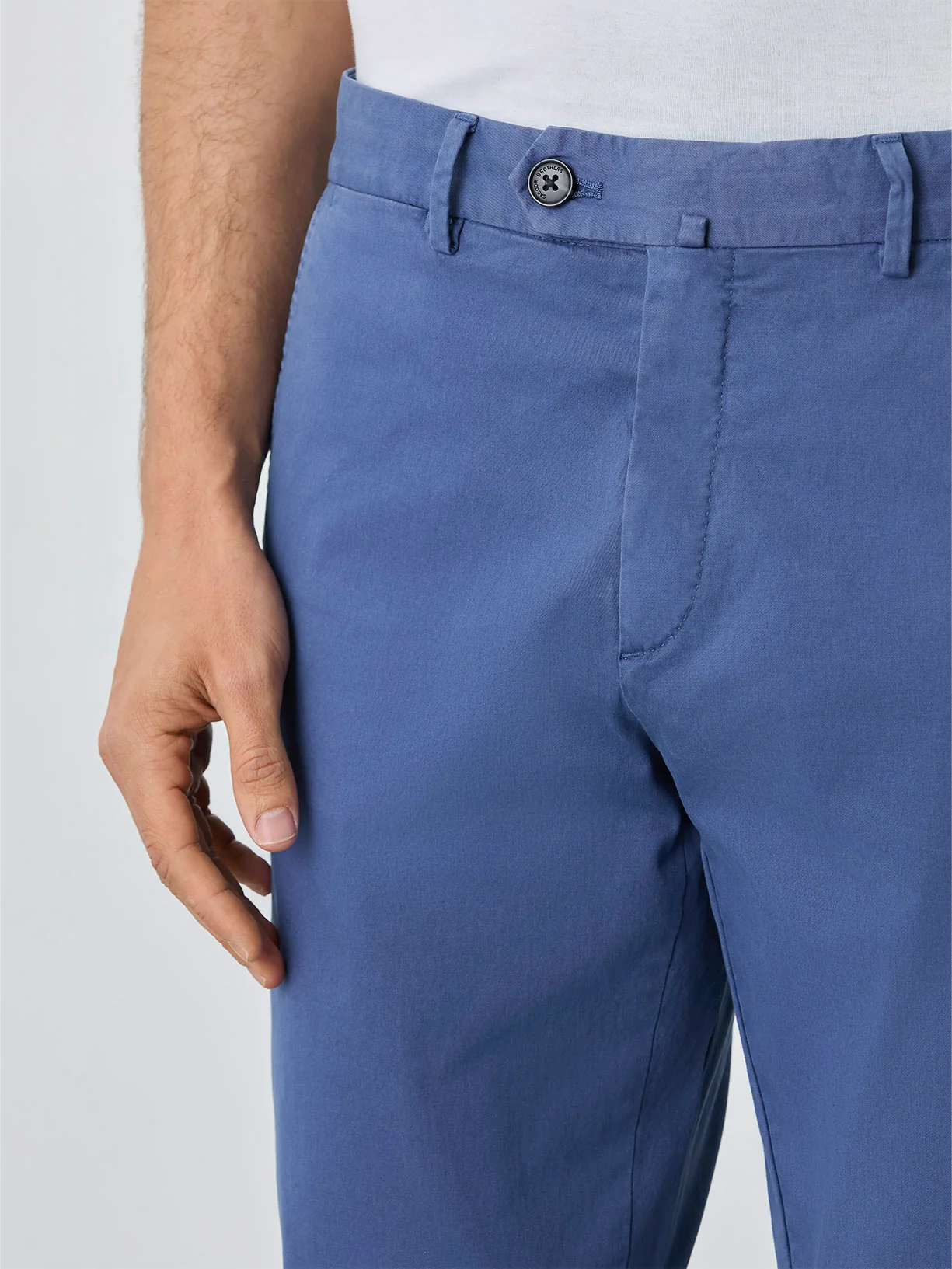 Calça Chino Regular Fit Com Bolso Relógio - Image 22
