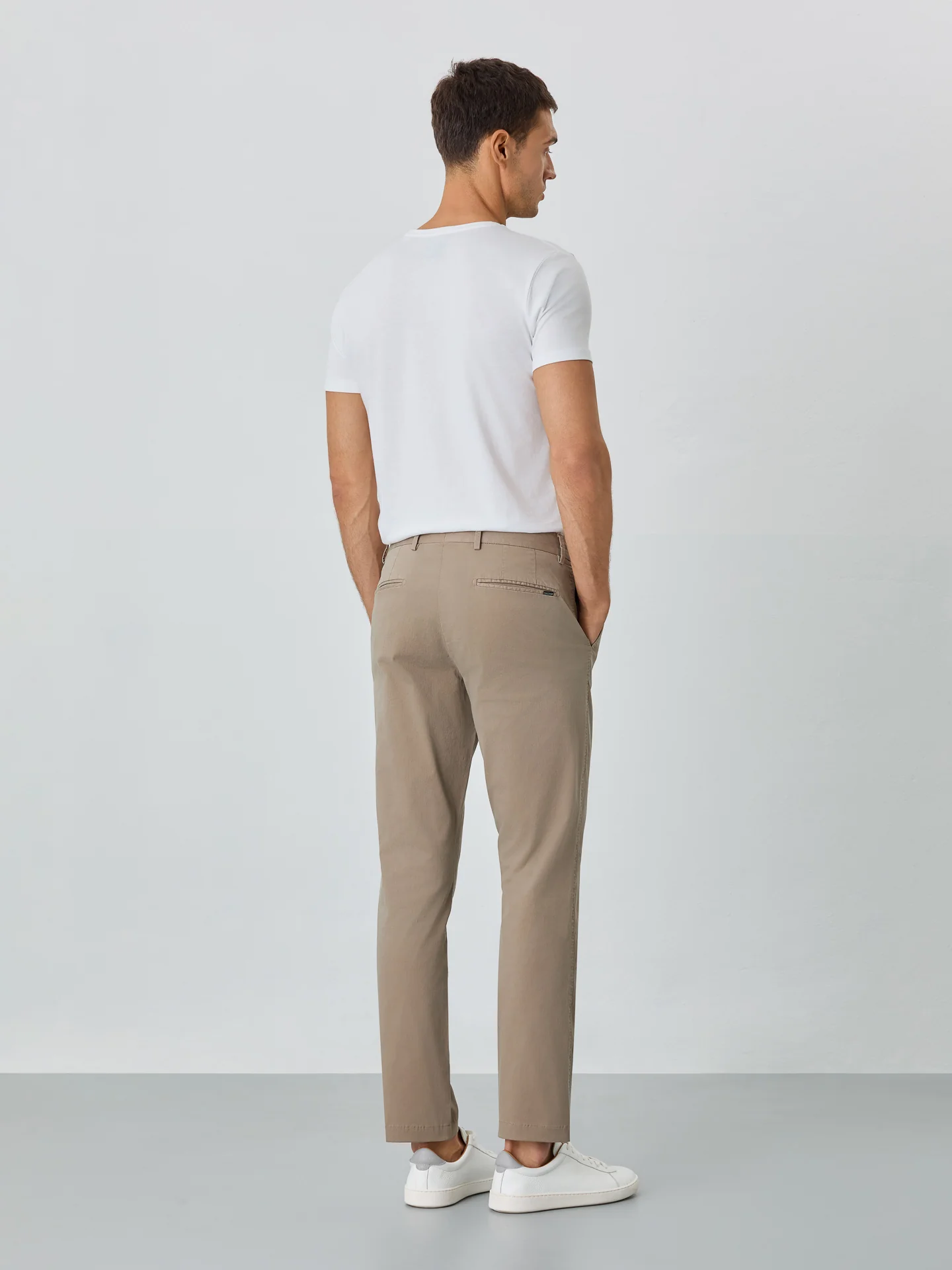 Calça Chino Slim Fit Com Bolso Relógio - Image 20
