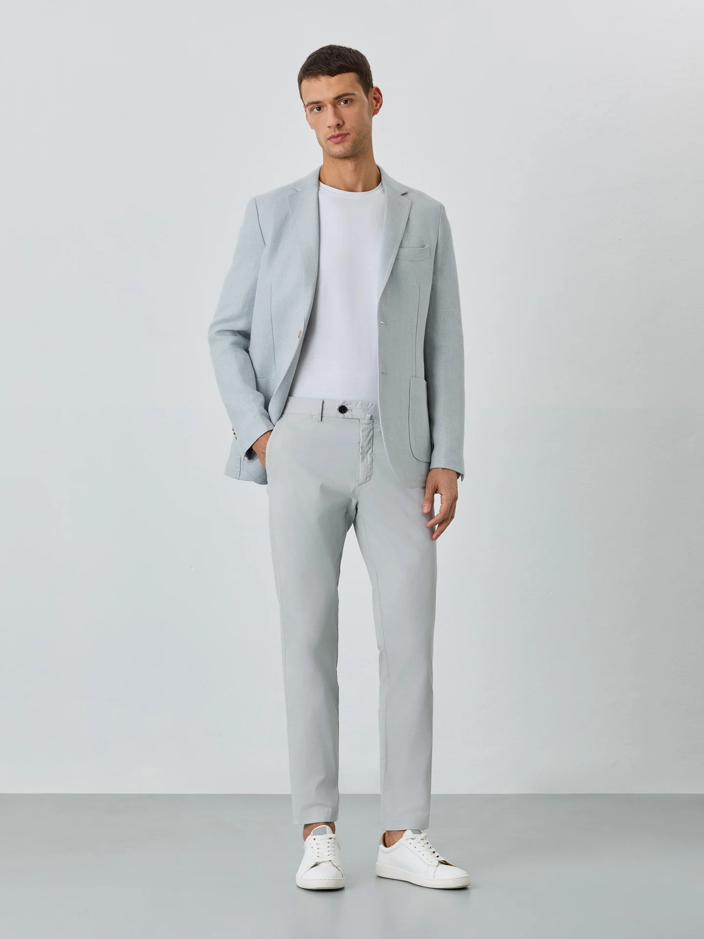 Calça Chino Slim Fit Com Bolso Relógio - Image 22