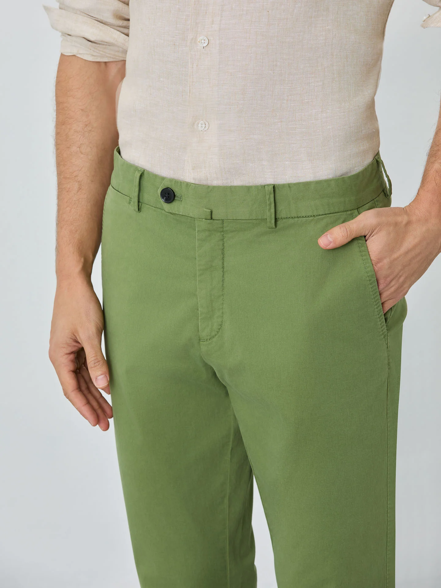 Calça Chino Slim Fit Com Bolso Relógio - Image 26
