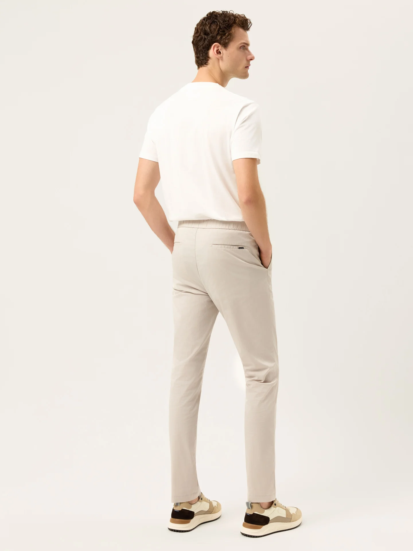 Calças Chino com Cinta Elástica Travel Techno Slim Fit em Mistura de Algodão e Nylon - Image 7