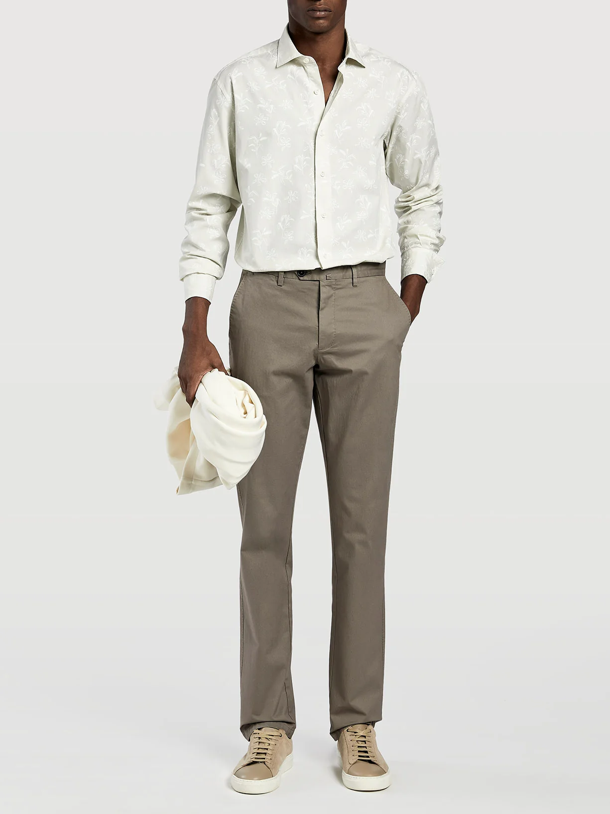 Calças chino garment dye slim fit - Image 12