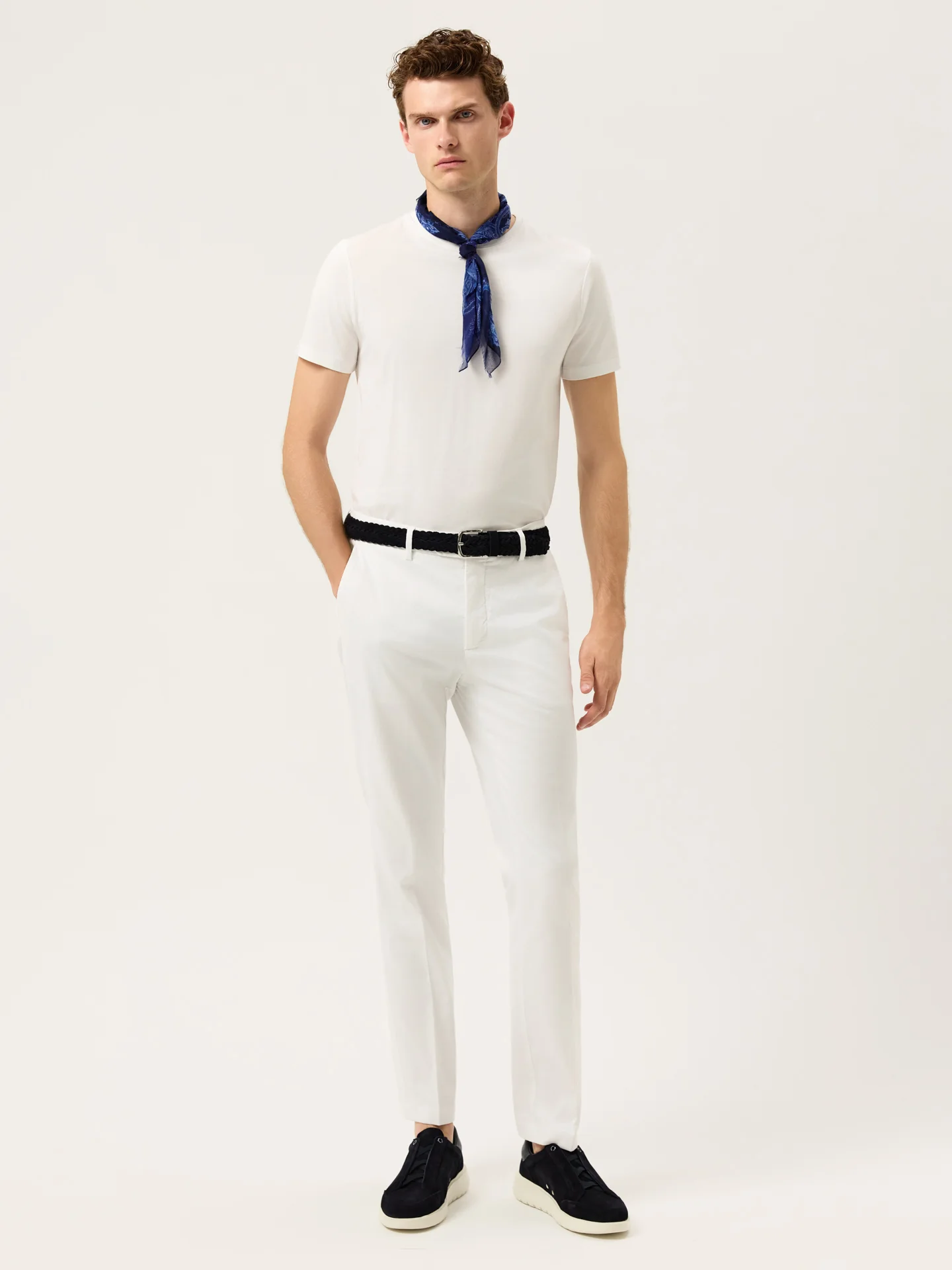 Calças Chino Slim fit em Sarja com Toque de Caxemira e Mistura de Tencel - Image 23