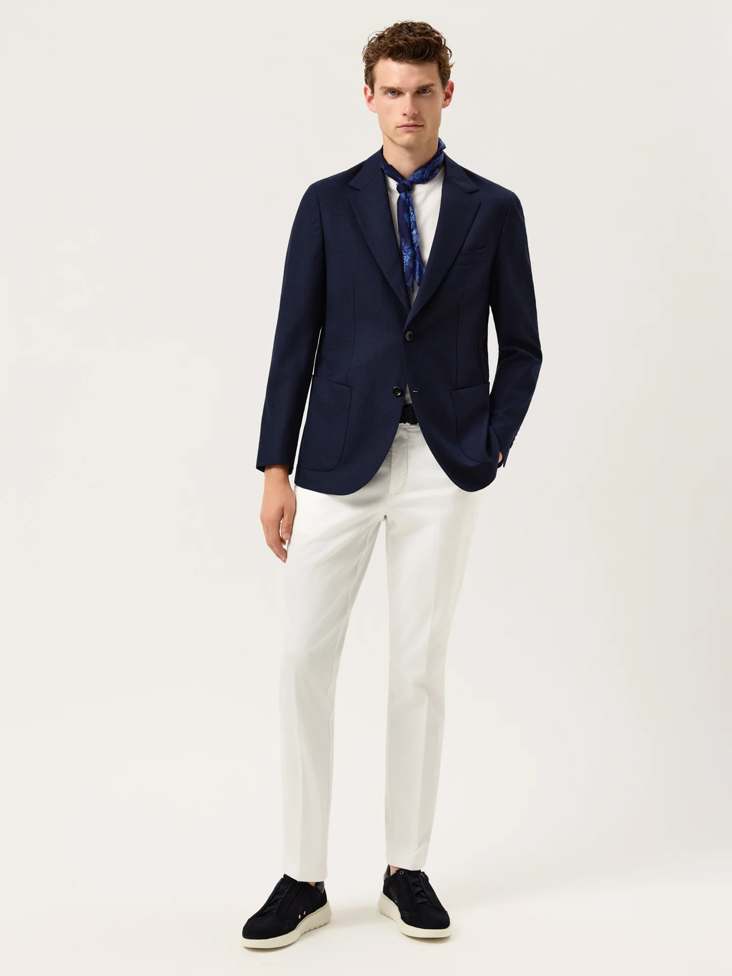 Calças Chino Slim fit em Sarja com Toque de Caxemira e Mistura de Tencel - Image 26