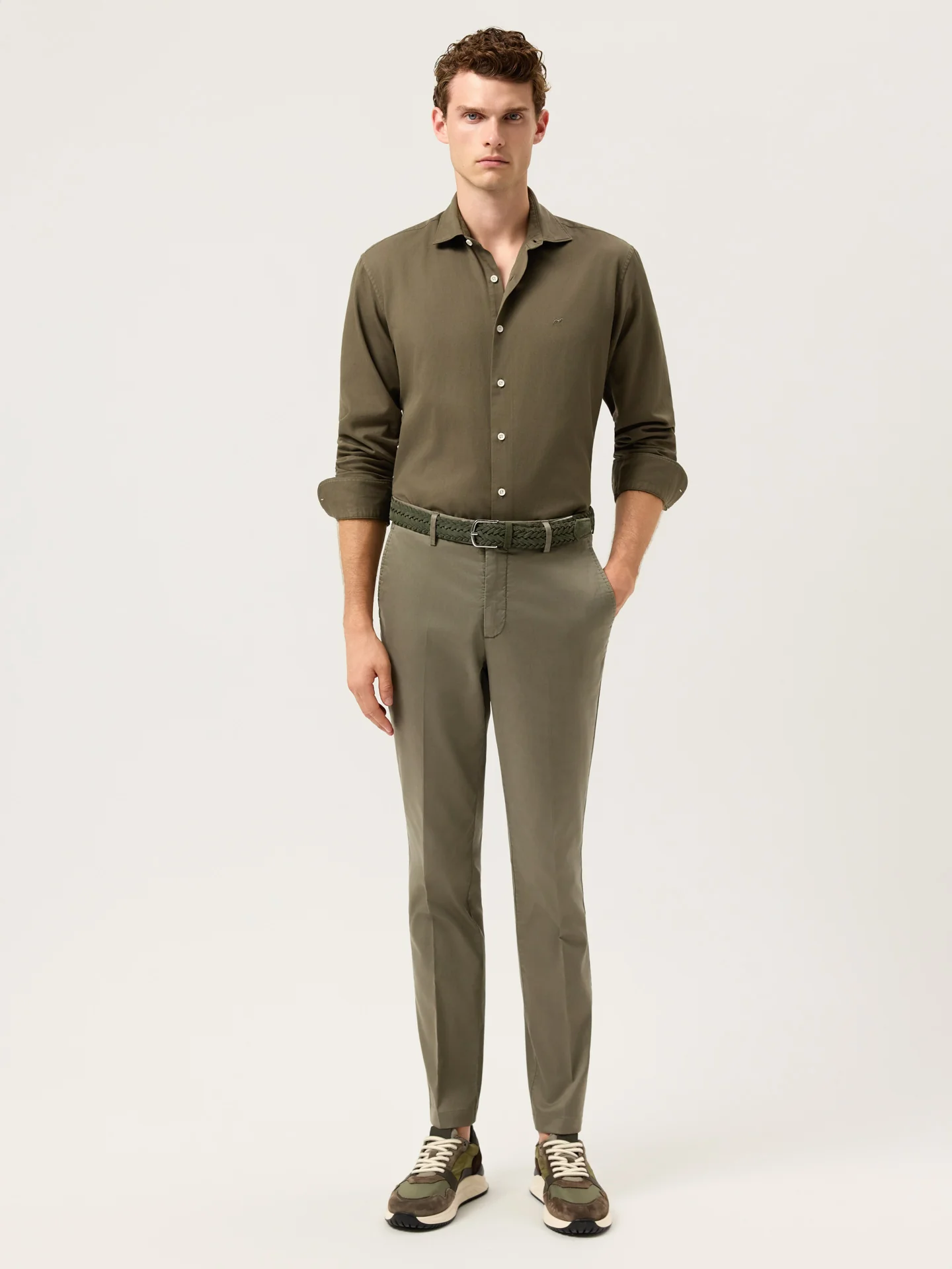 Calças Chino Slim fit em Sarja com Toque de Caxemira e Mistura de Tencel - Image 6