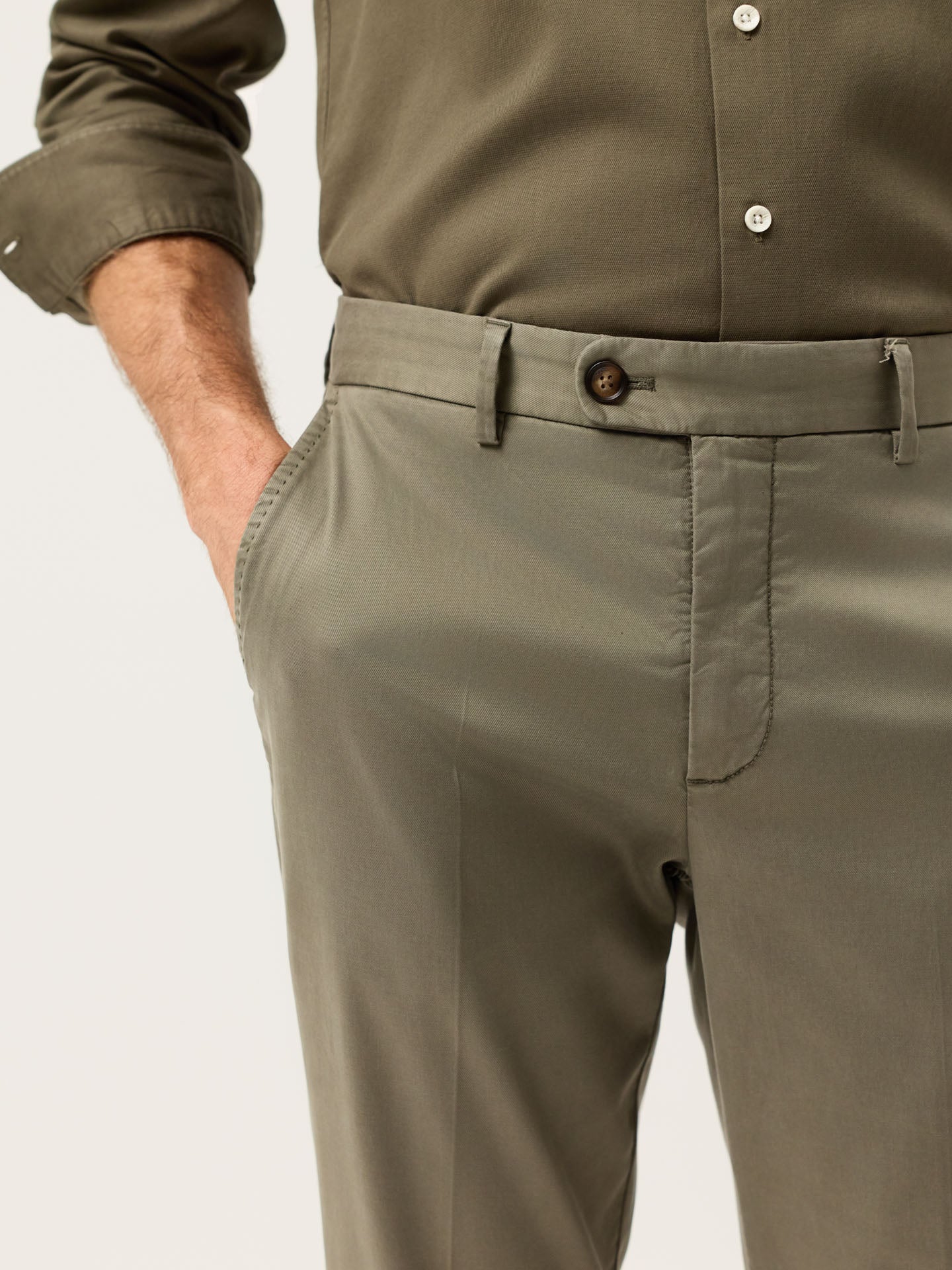 Calças Chino Slim fit em Sarja com Toque de Caxemira e Mistura de Tencel - Image 7