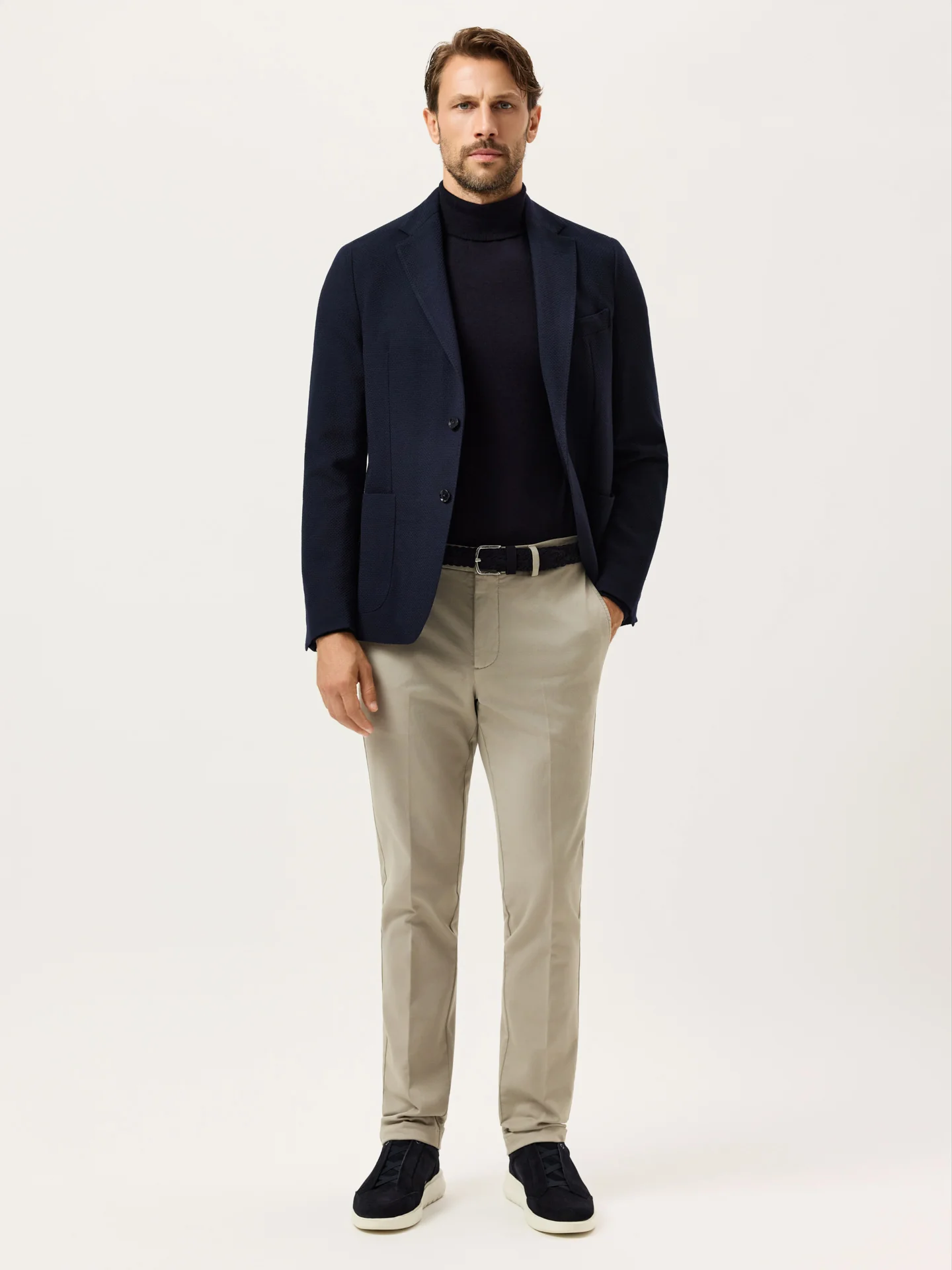 Calças Chino Slim Fit em Sarja Faded Garment Dye - Image 13
