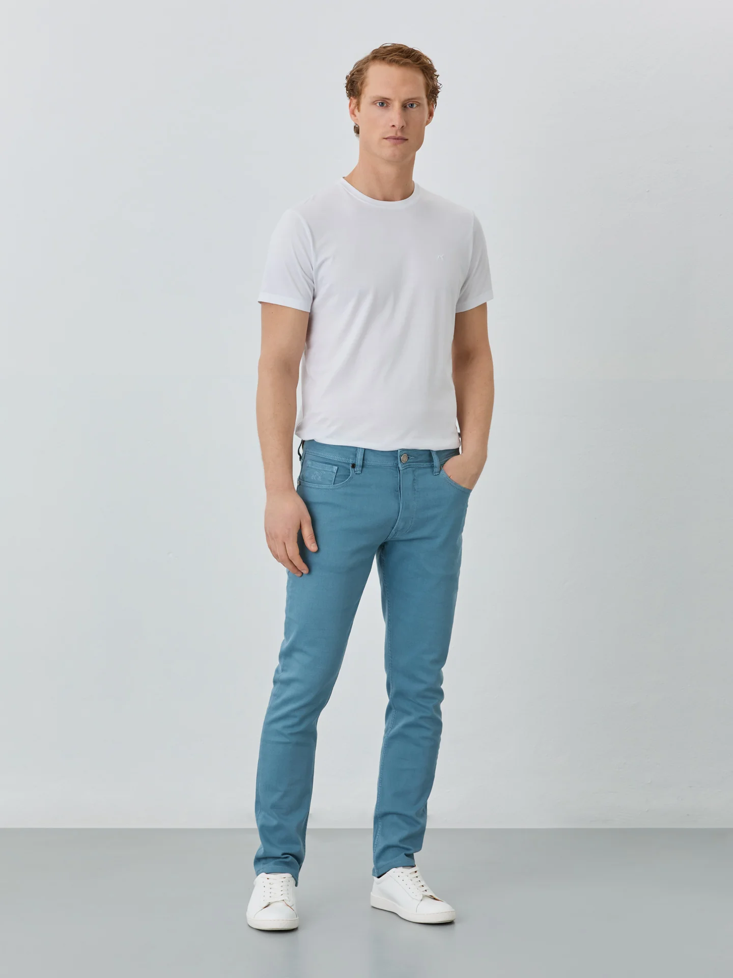 Calças de ganga slim fit overdyed - Image 9