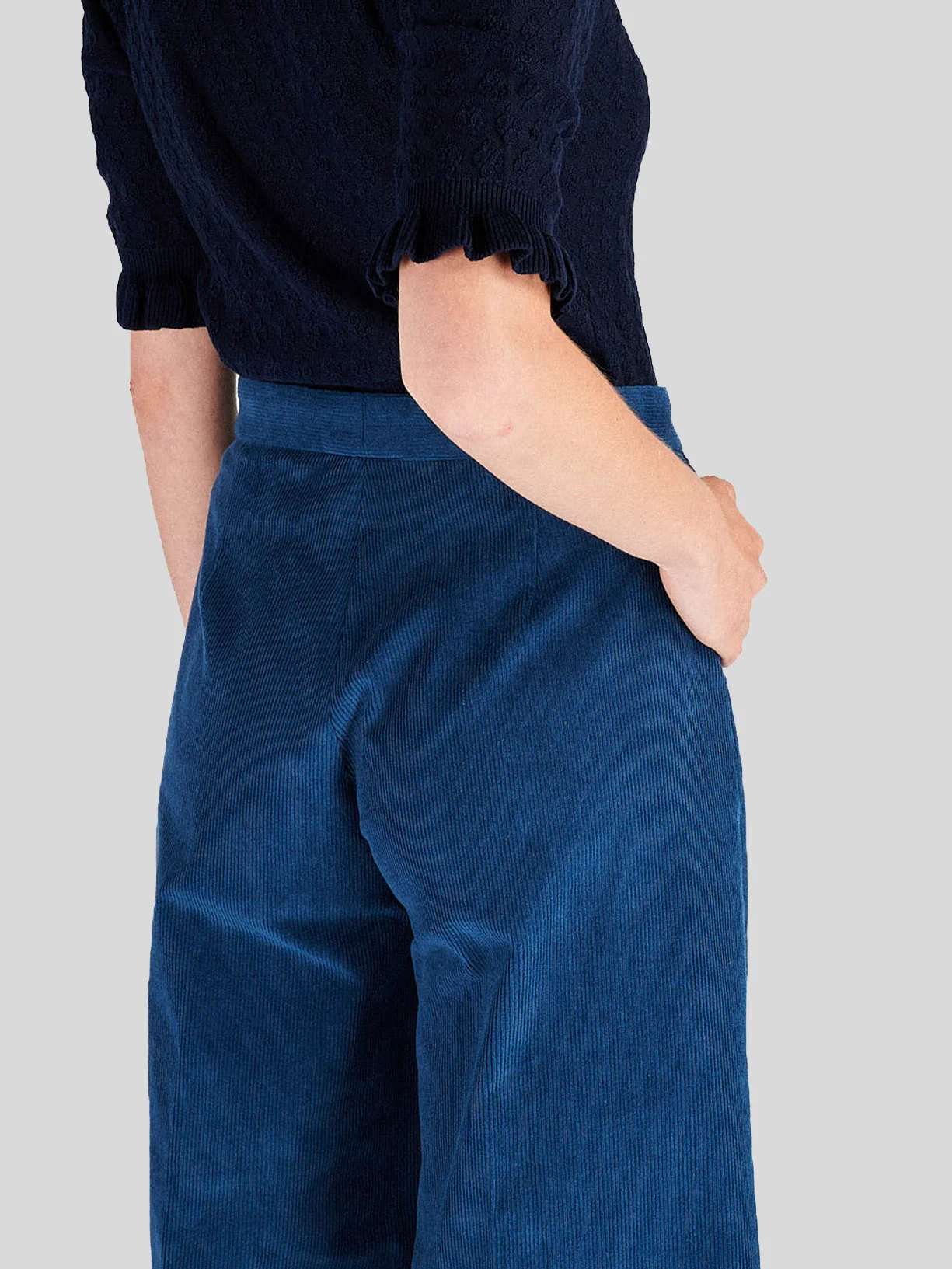 Calças de Mulher Classic Loose Fit - Image 4