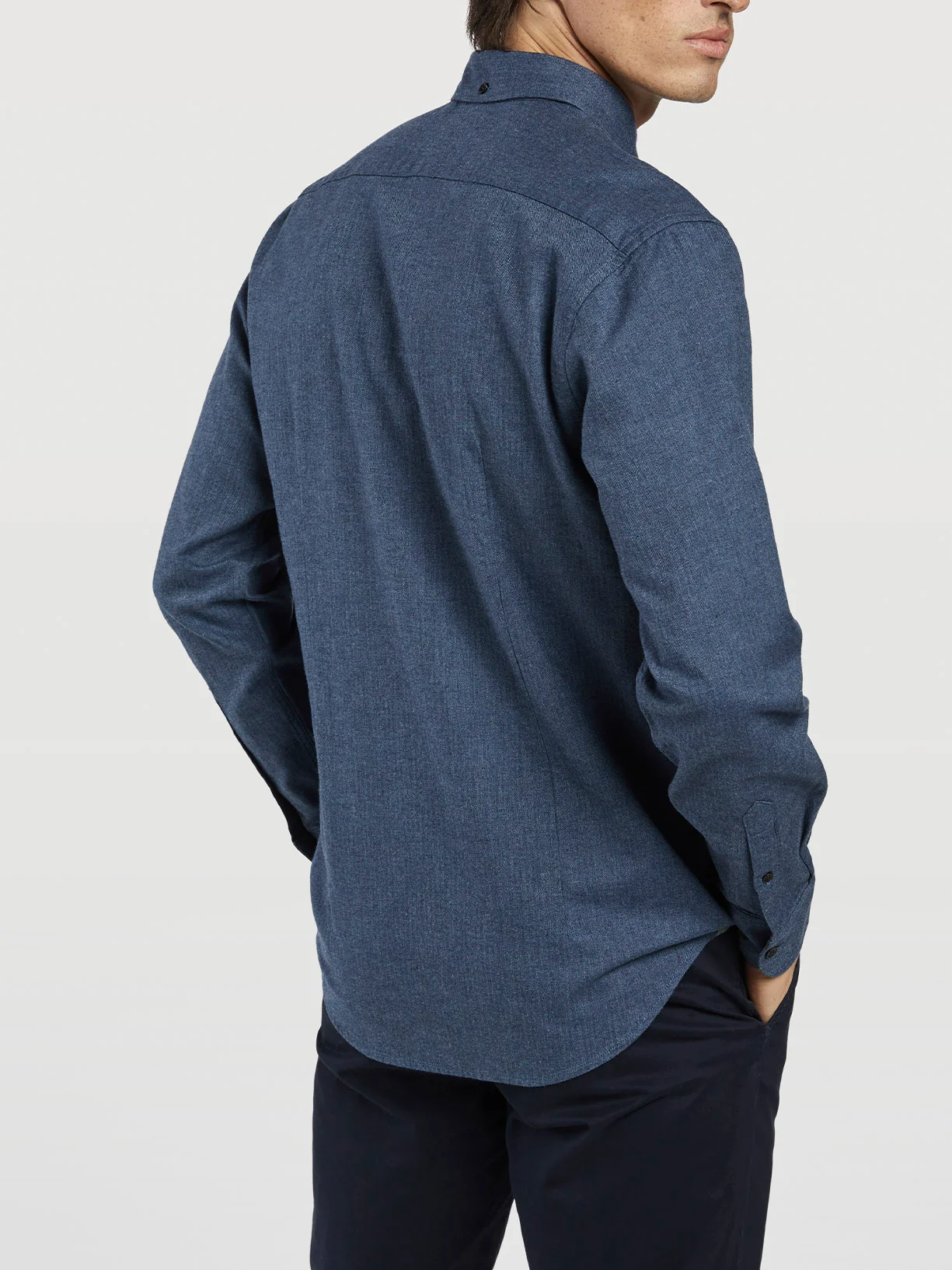 Camisa casual slim fit em tecido espinha - Image 3
