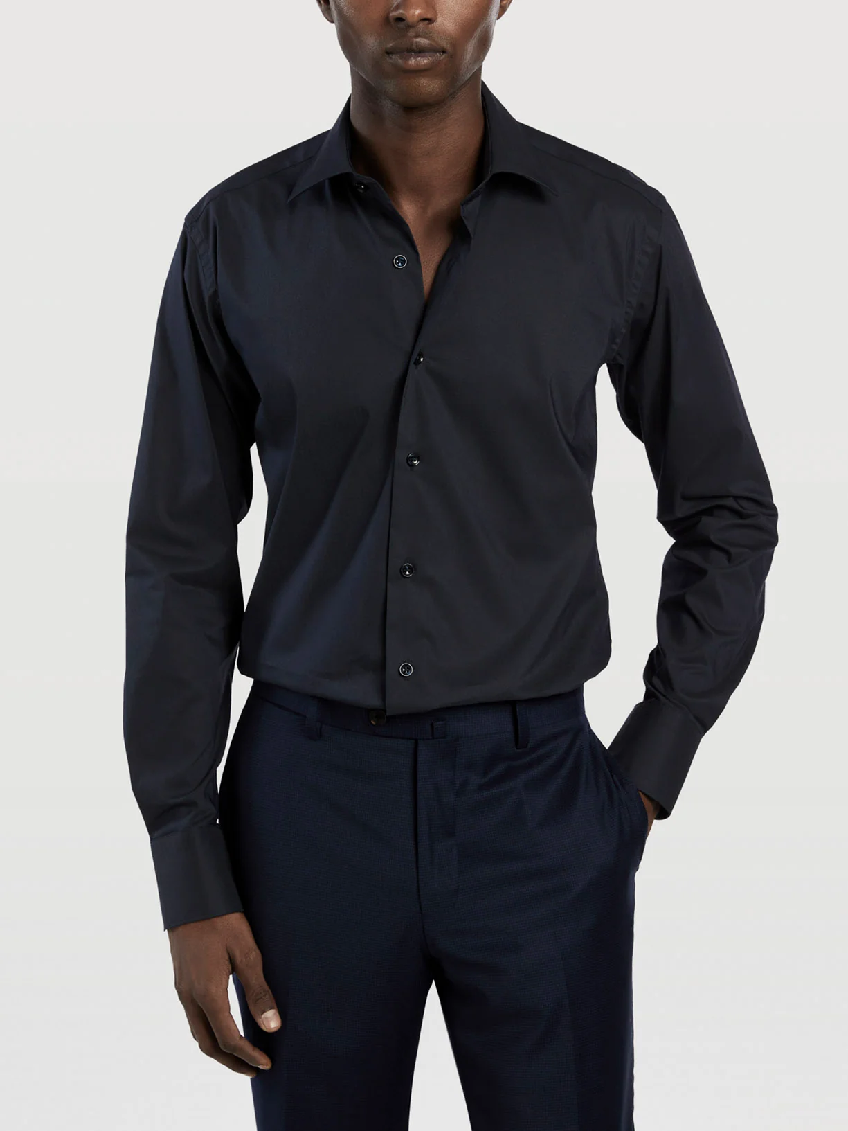 Camisa comfort business slim fit em popeline lisa - Image 3