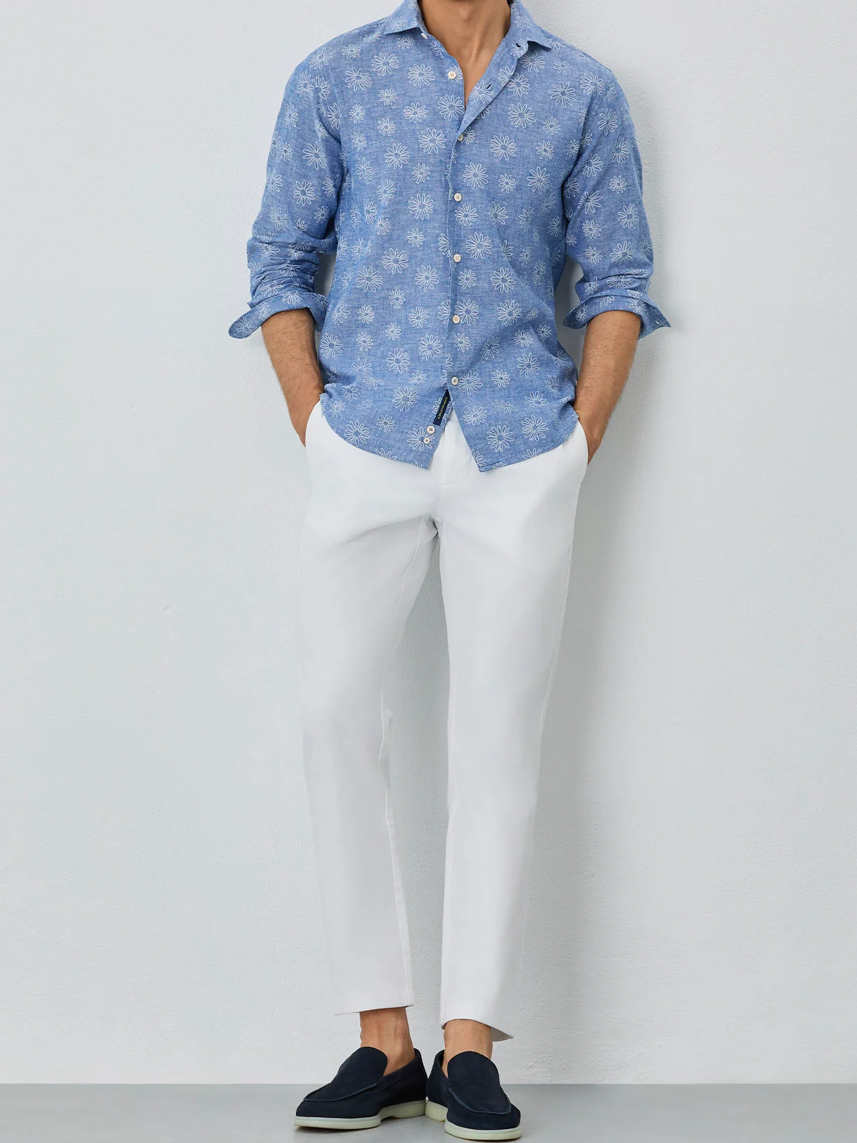 Camisa Fit Slim Com Colarinho Aberto Em Algodão Linho Estampado