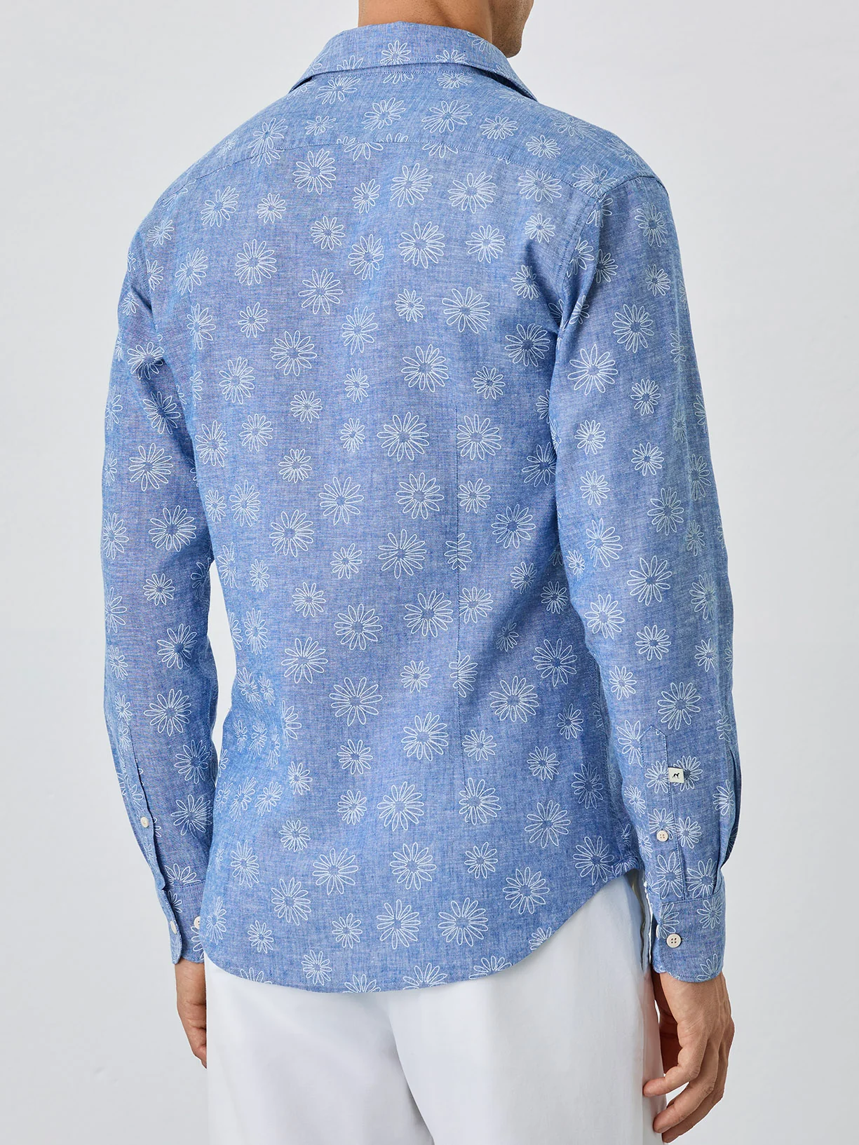 Camisa Fit Slim Com Colarinho Aberto Em Algodão Linho Estampado - Image 3