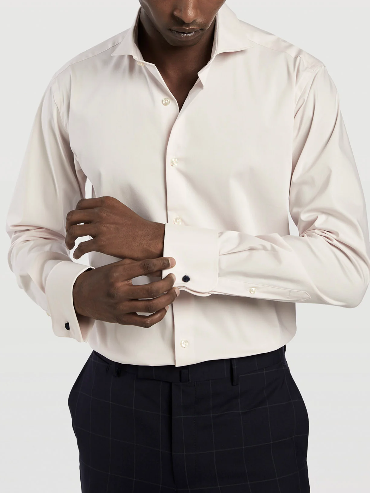 Camisa formal business comfort slim fit em popeline lisa - Image 5
