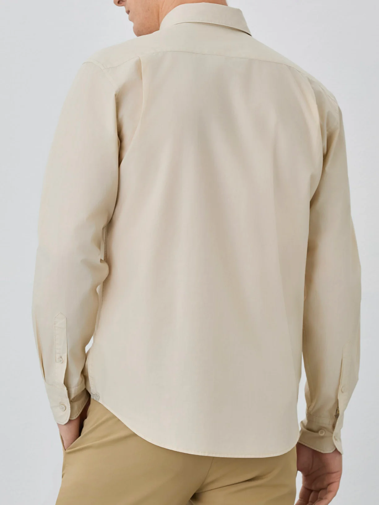Camisa Regular Fit Com Colarinho De Botão Em Popeline De Algodão - Image 9