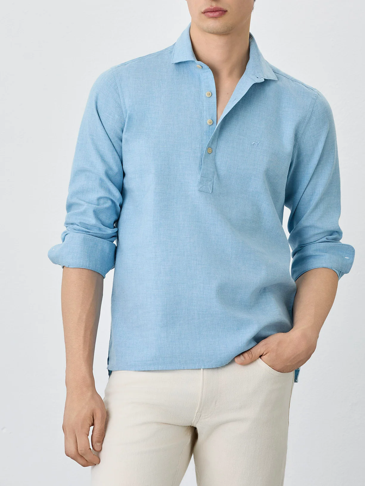 Camisa Regular Fit Com Gola Polo Em Algodão E Linho
