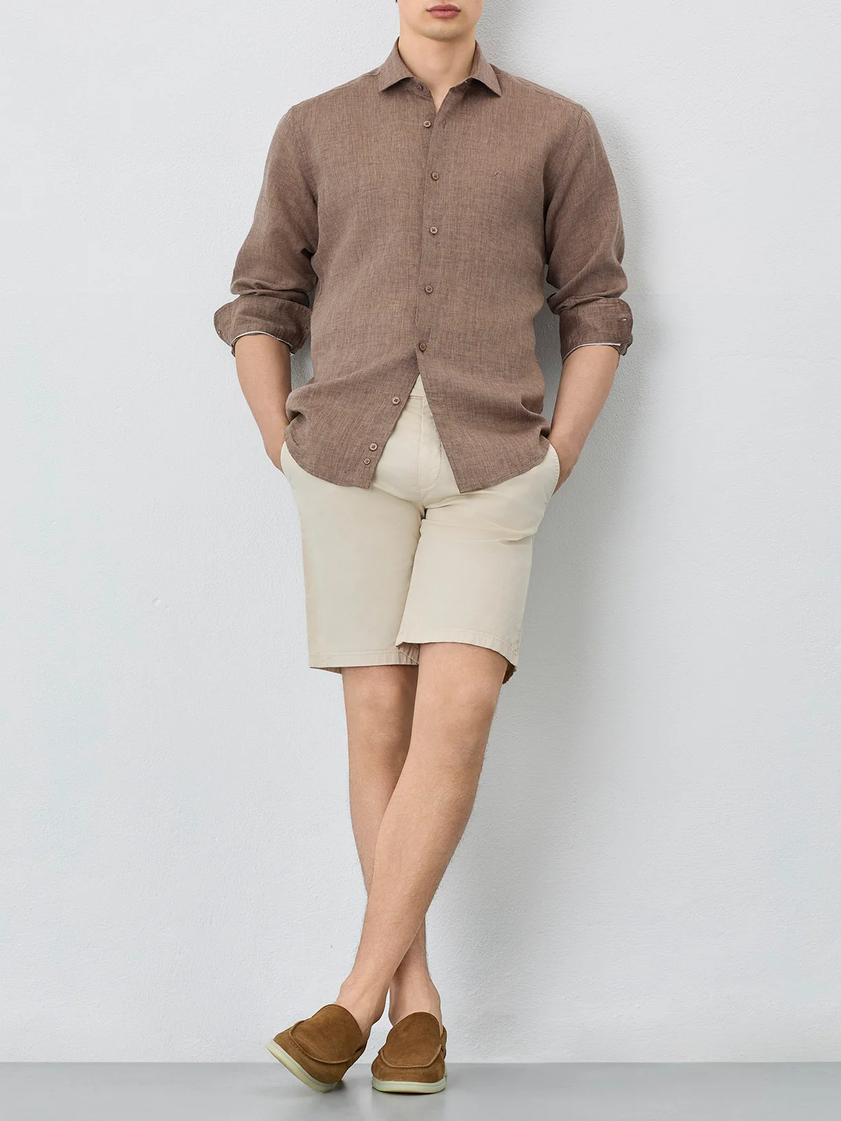 Camisa Slim Fit Com Colarinho Aberto Em Linho - Image 4