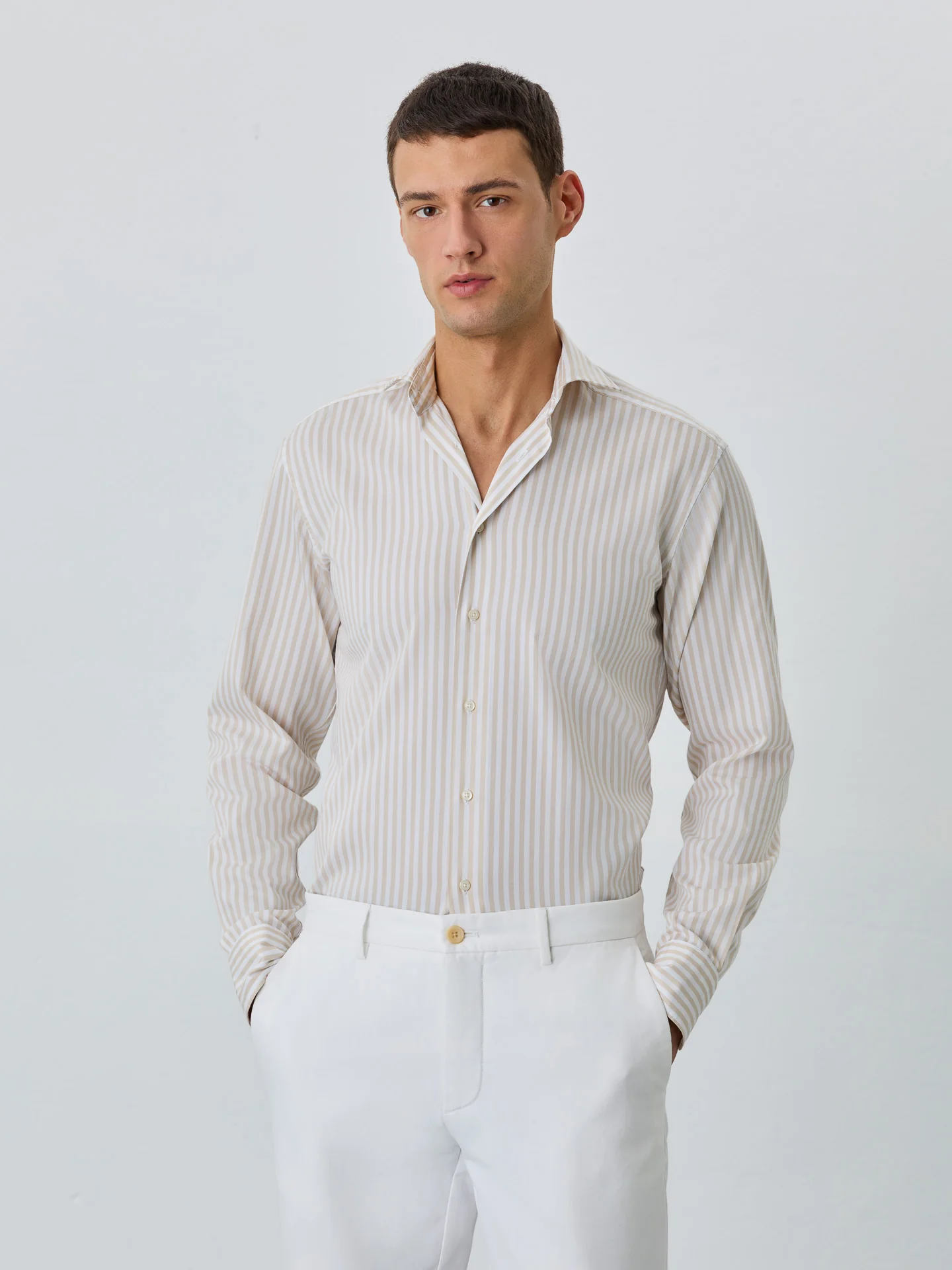 Camisa Slim Fit Com Colarinho Bristol Em Algodão Com Riscas