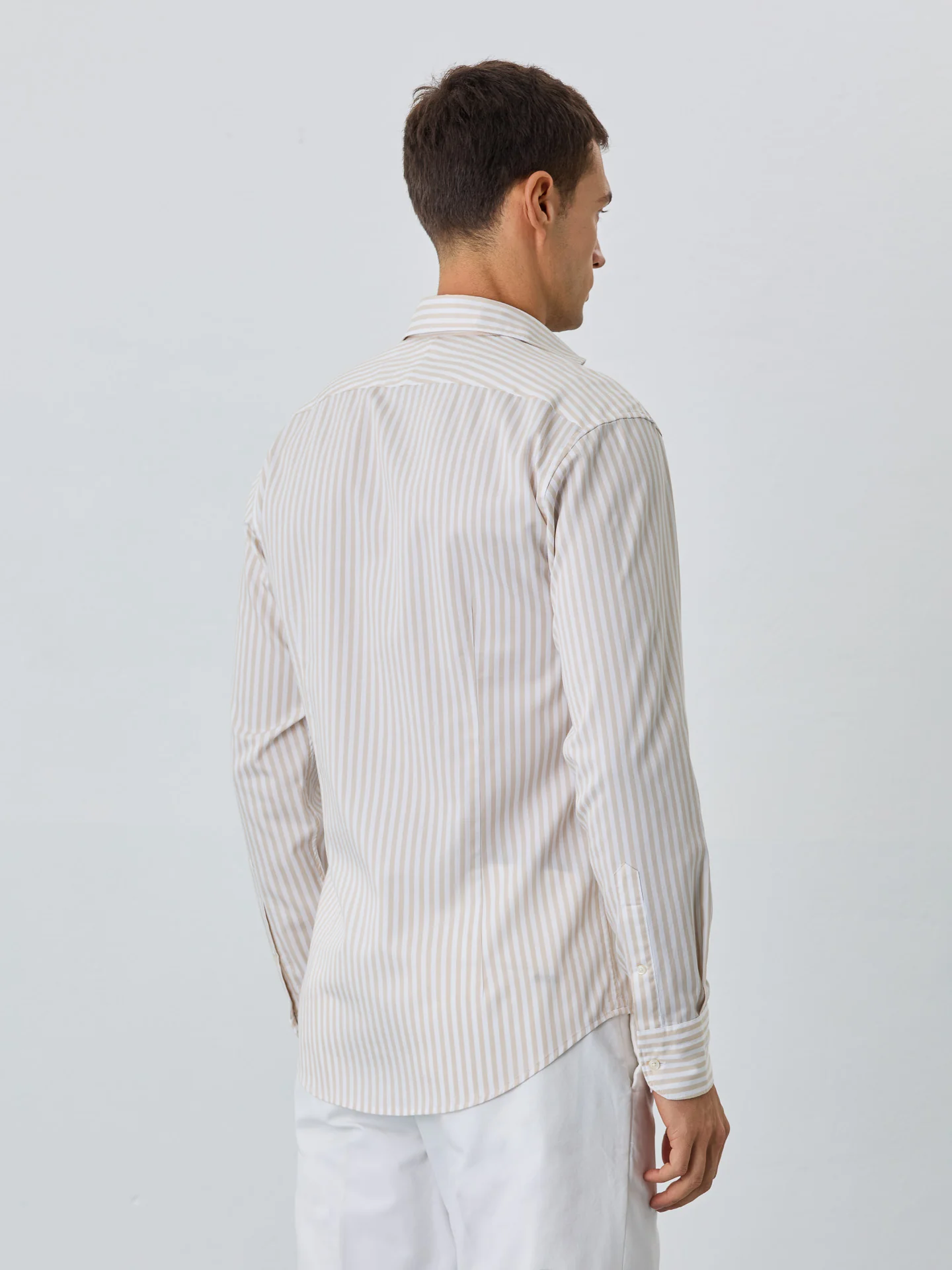 Camisa Slim Fit Com Colarinho Bristol Em Algodão Com Riscas - Image 3