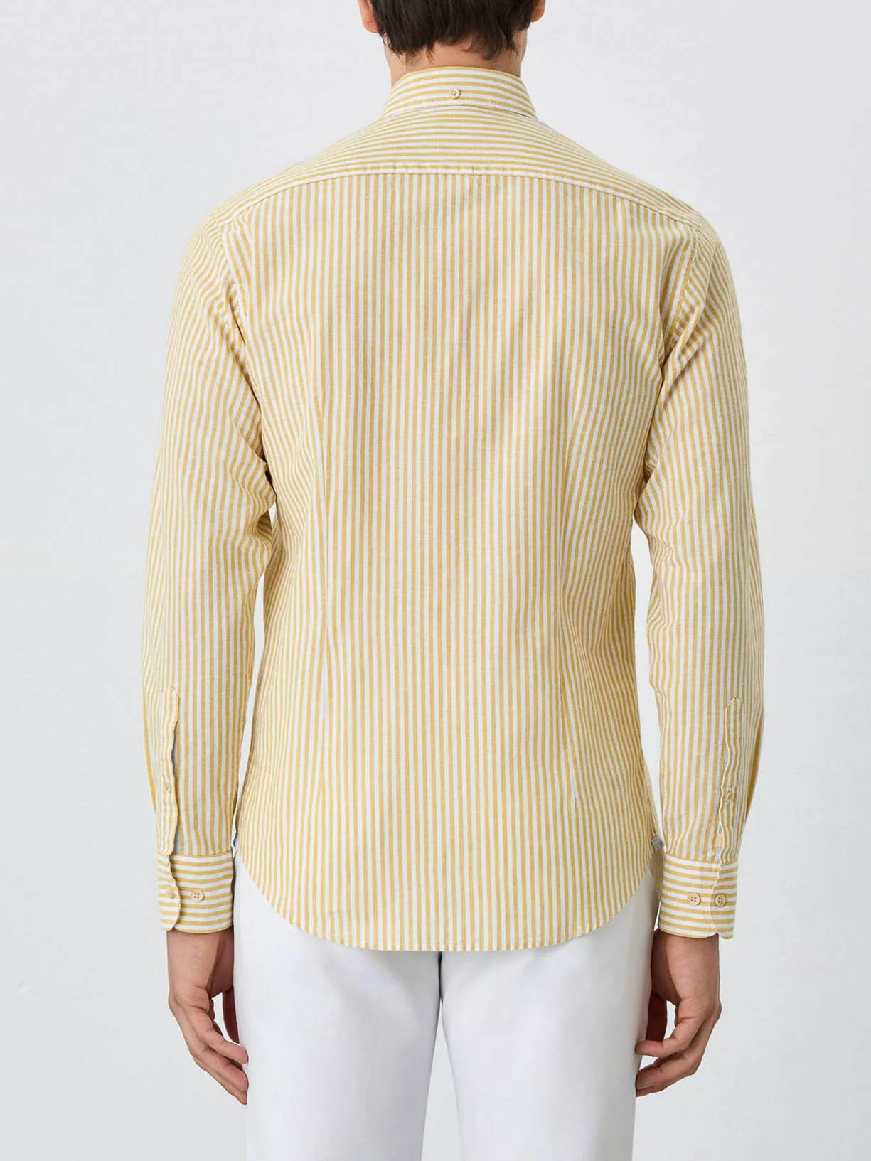Camisa Slim Fit Com Colarinho De Botão Em Algodão E Linho Com Riscas - Image 3