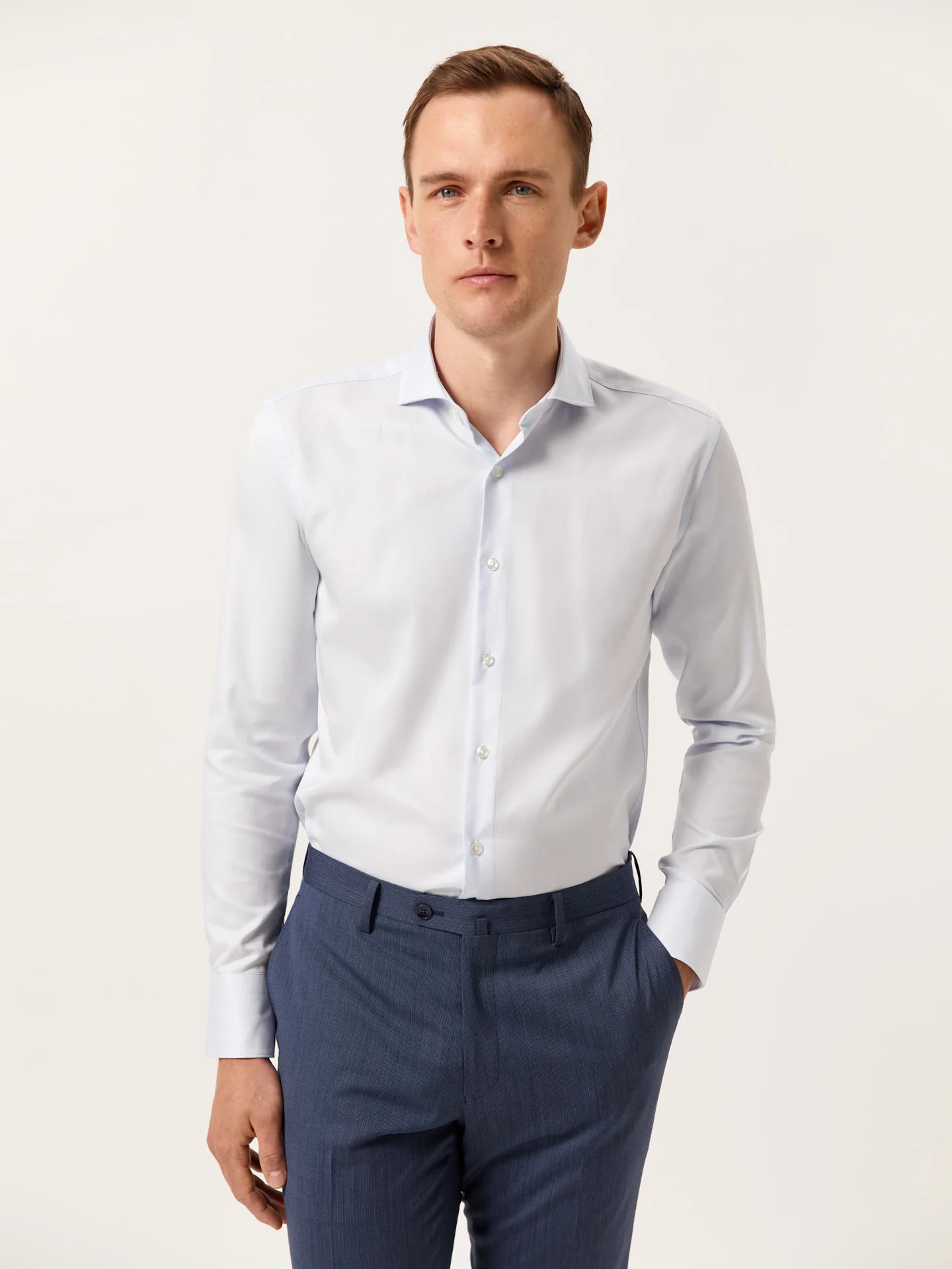 Camisa slim fit com micro riscas e colarinho Dublin - Image 3