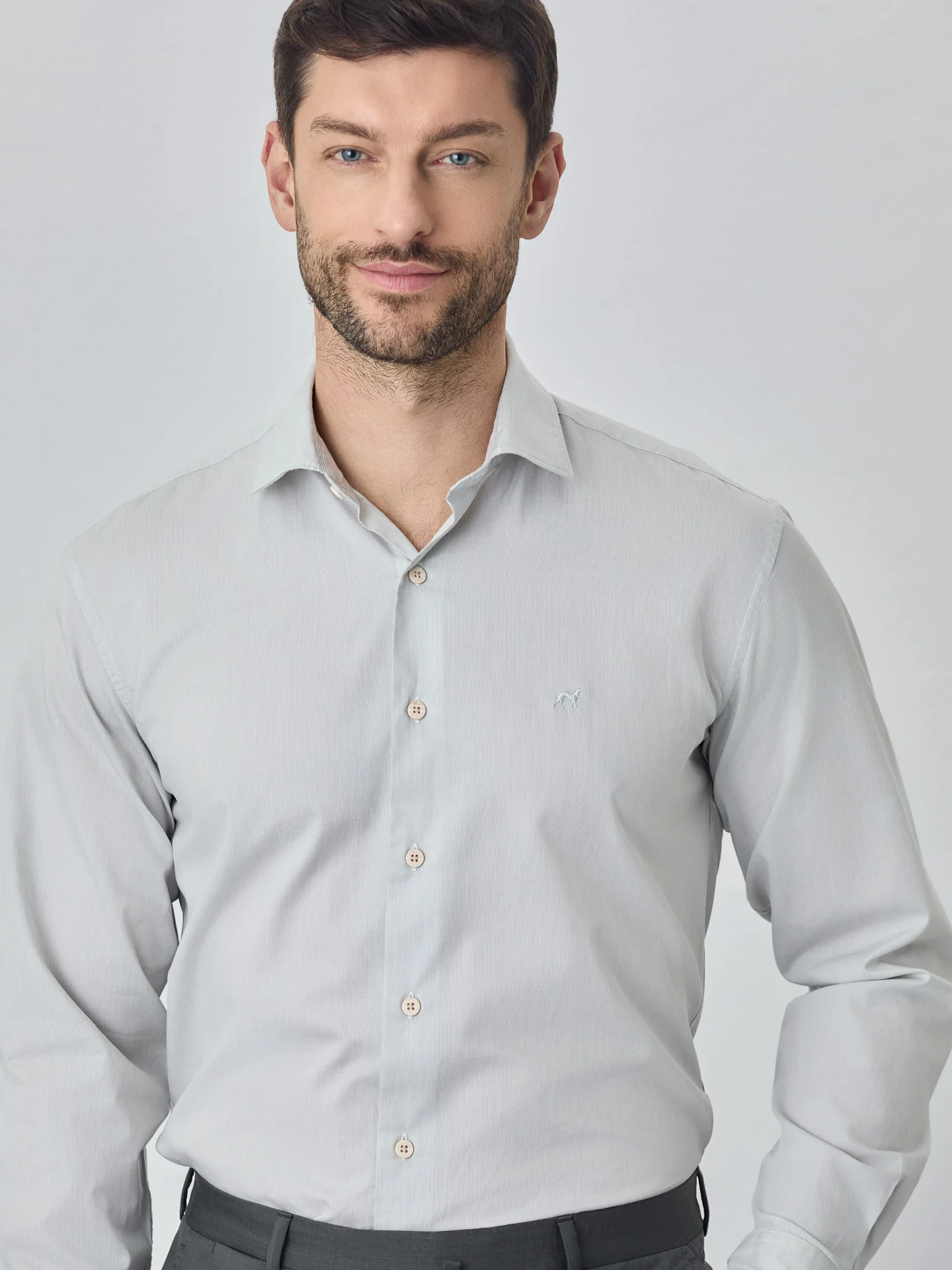 Camisa slim fit de cetim riscas - Image 2