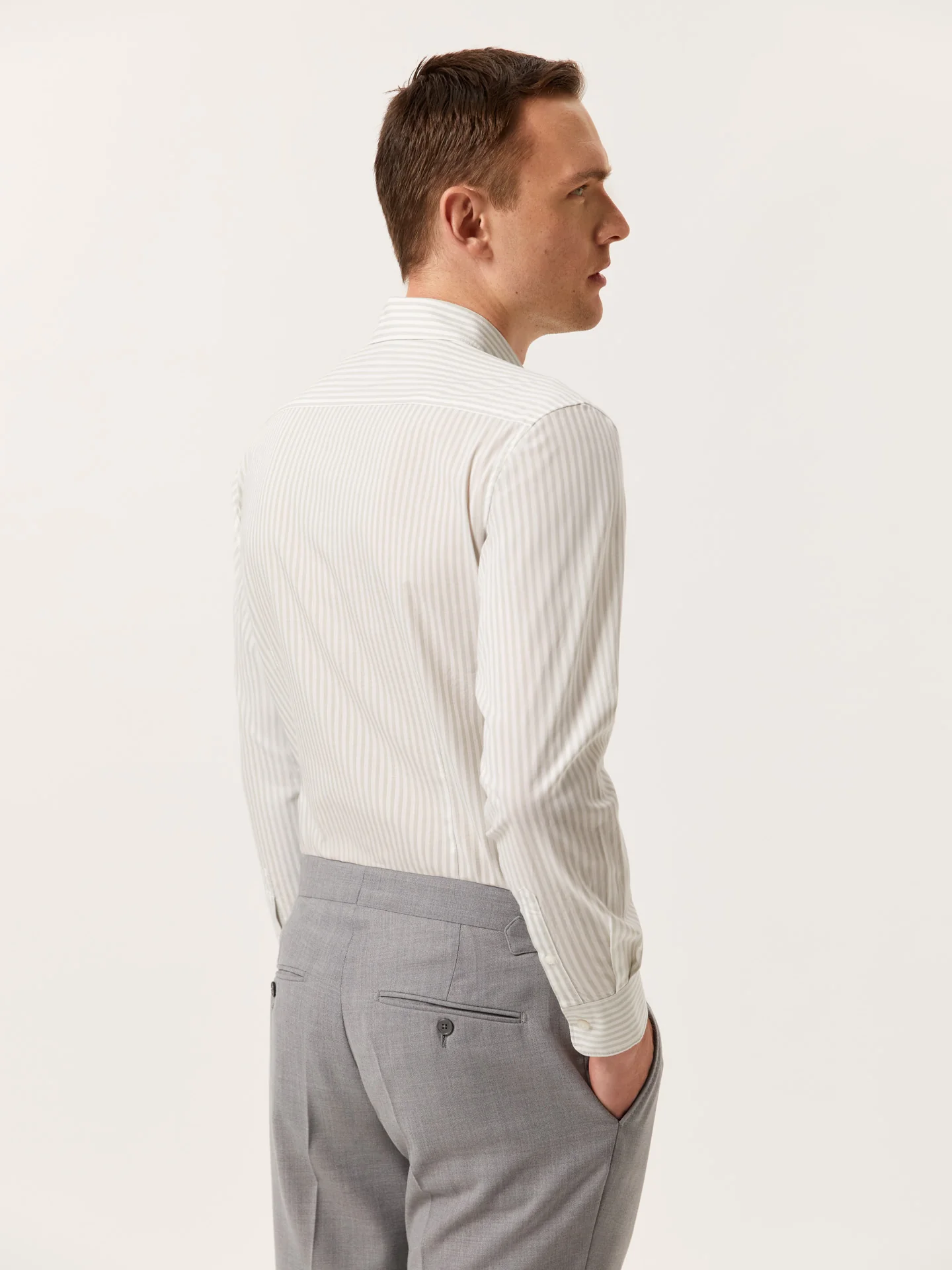 Camisa slim fit de riscas em algodão BCI com colarinho aberto - Image 3