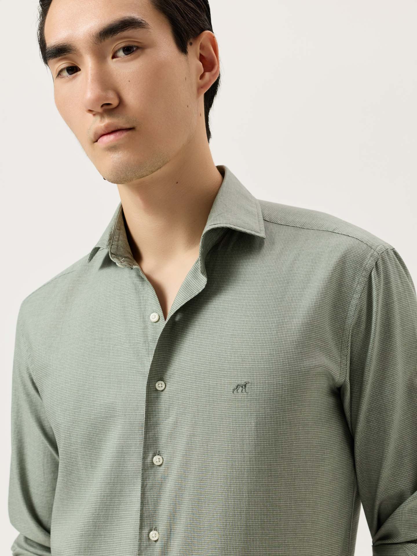 Camisa Slim Fit em Pied-de-Poule Mélange de Algodão com Colarinho Newport - Image 2