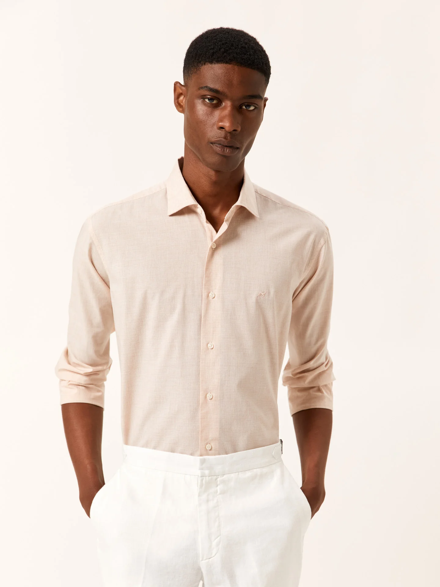 Camisa slim fit em popeline de algodão houndstooth com colarinho aberto - Image 2