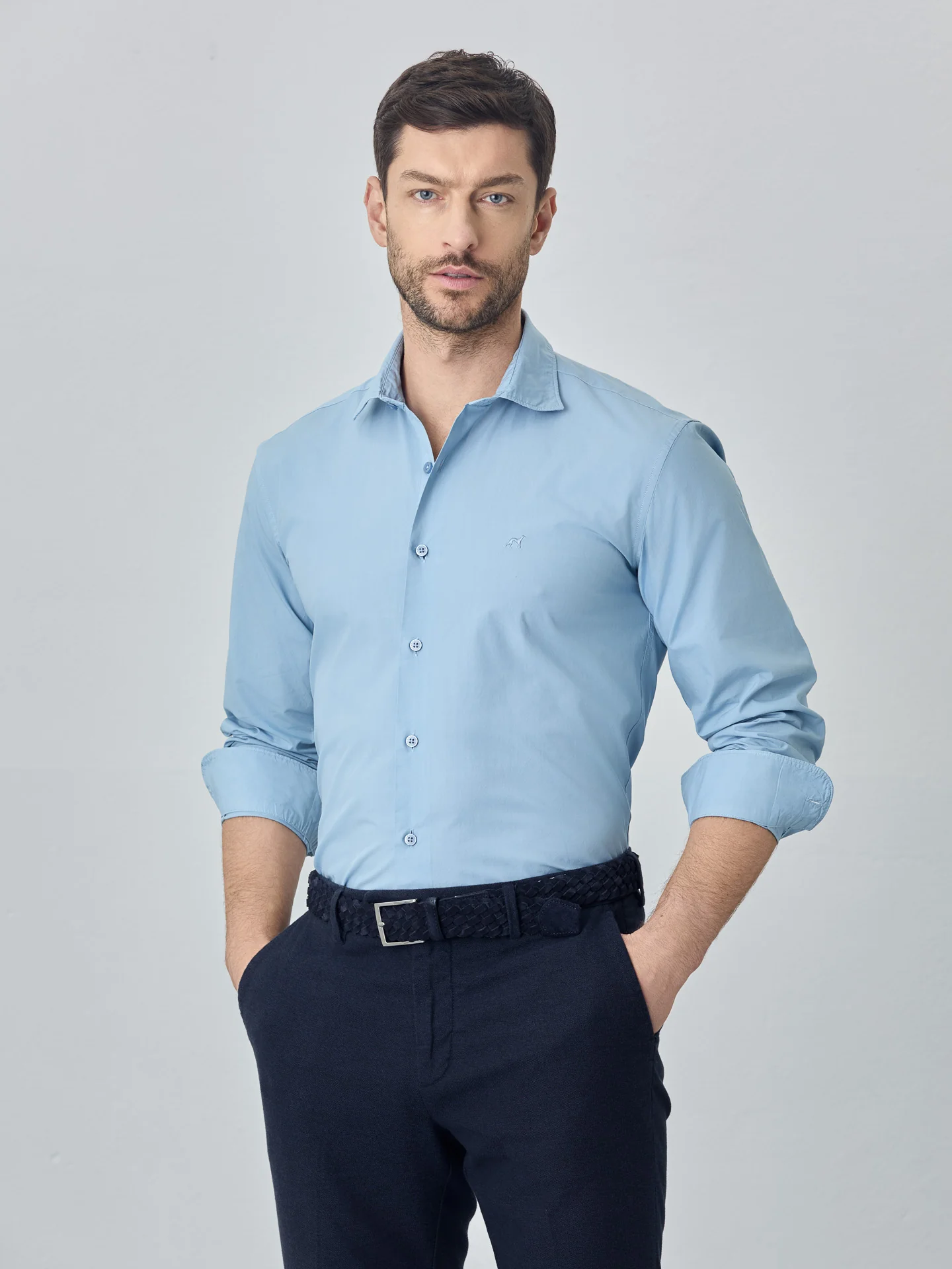 Camisa slim fit em popeline over dye - Image 10