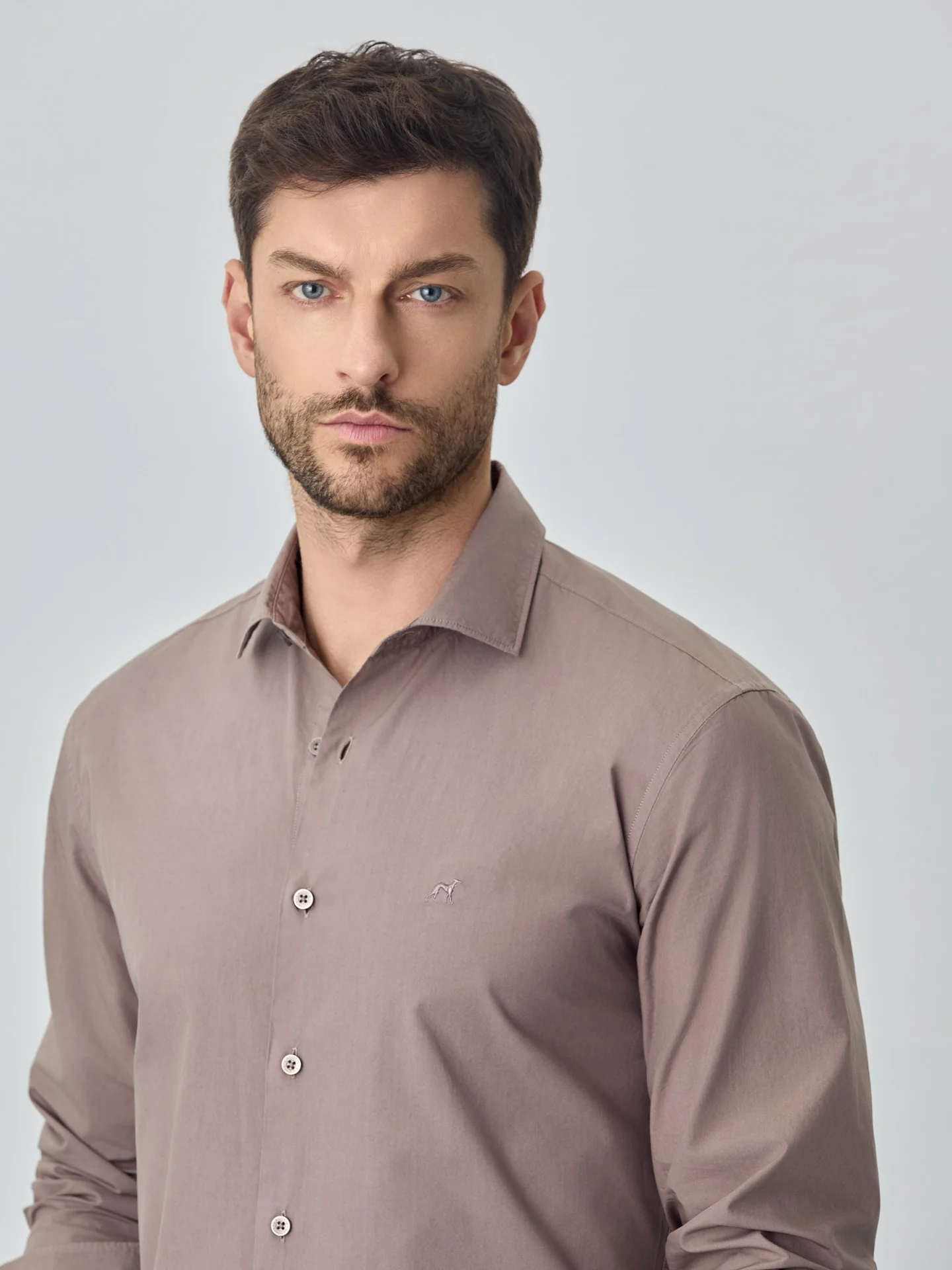 Camisa slim fit em popeline over dye - Image 14