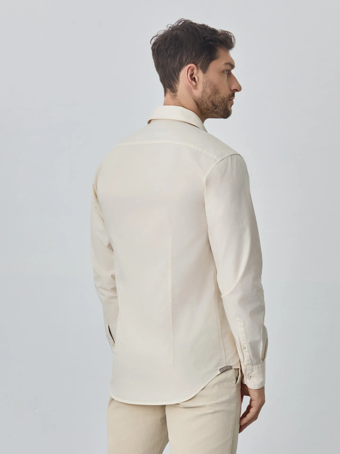 Camisa slim fit em popeline over dye - Image 9