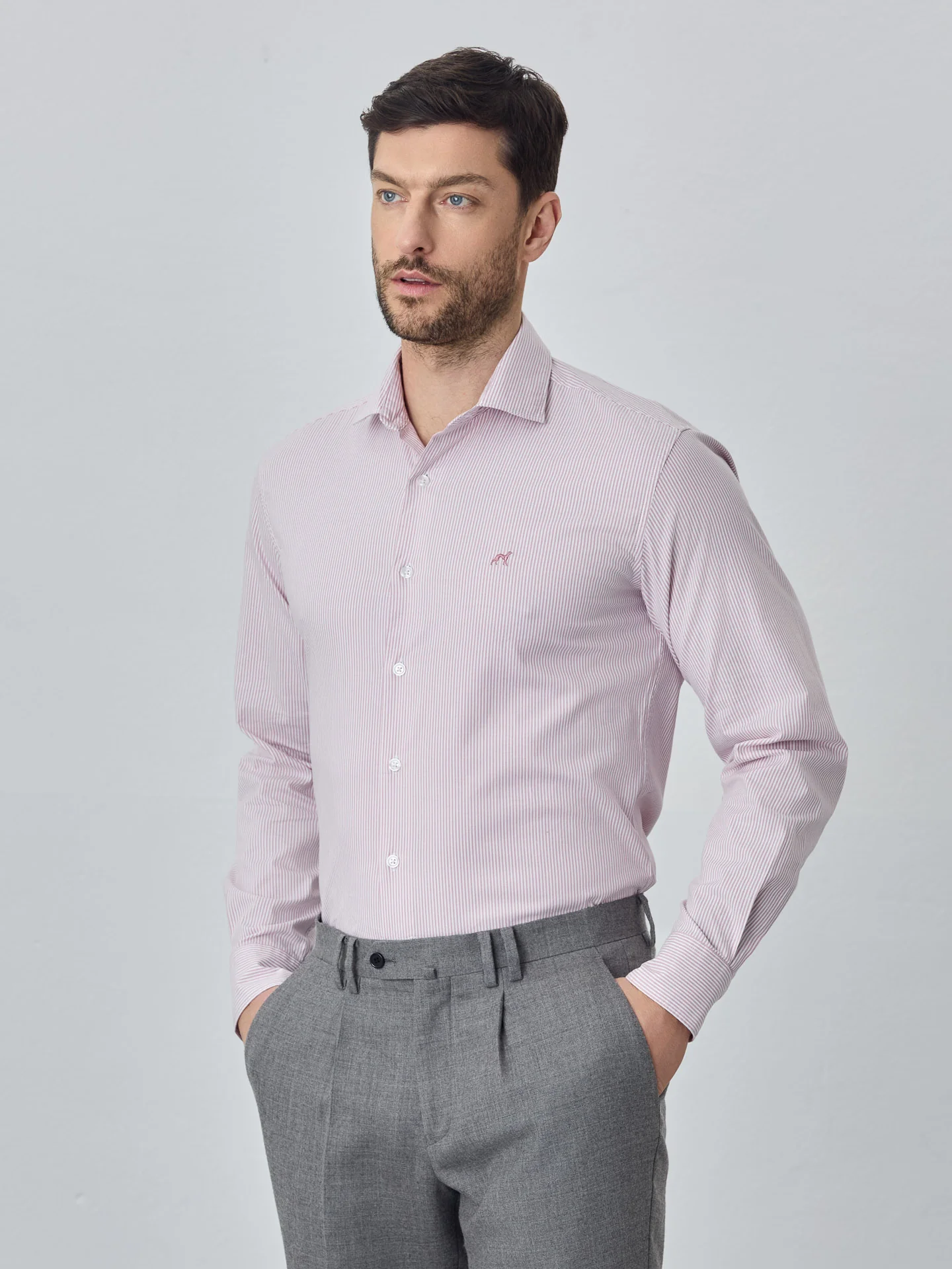 Camisa slim fit oxford riscas de algodão 100% bci