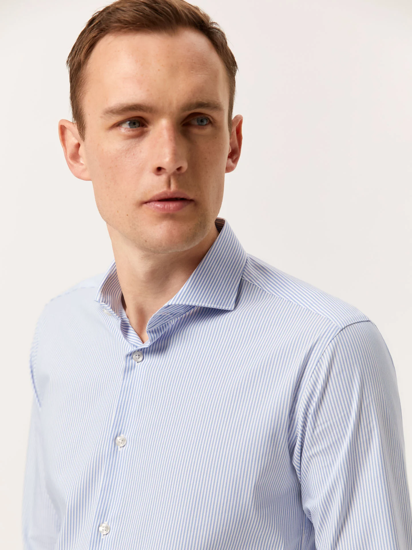 Camisa slim fit Performance de riscas com colarinho Dublin - Image 2