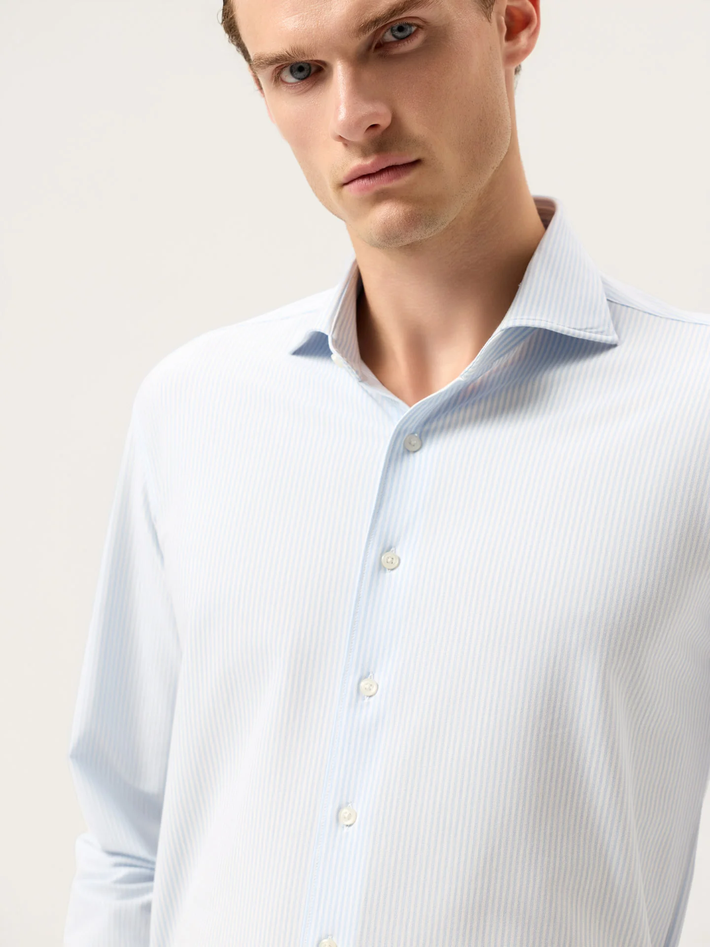 Camisa Travel Slim Fit de Riscas com Colarinho Newport - Image 2