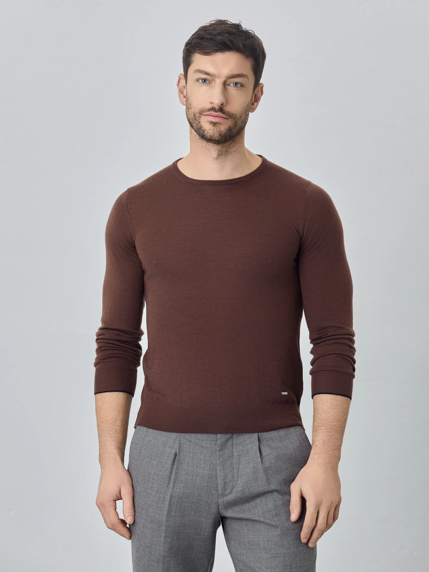 Camisola de decote redondo de manga comprida em lã merino extra fina - Image 5