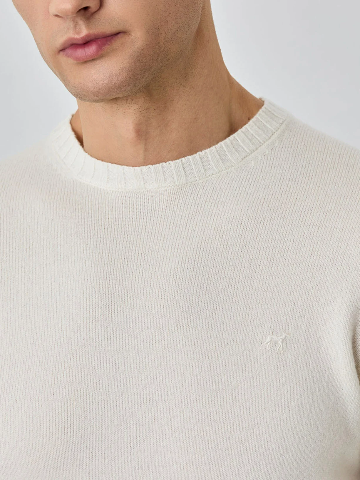 Camisola de decote redondo de manga comprida lavável na máquina em lambswool - Image 11