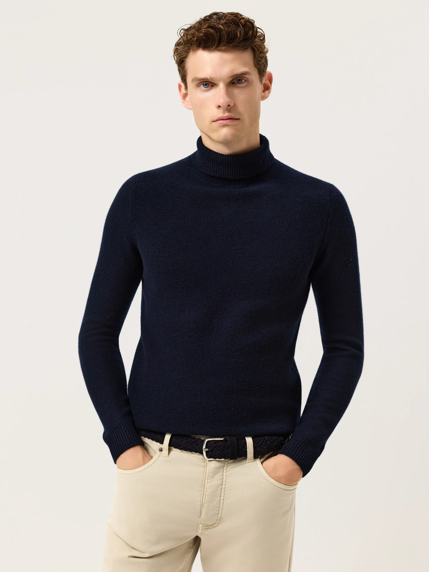 Camisola de Gola Alta e Manga Comprida com um Ponto Fantasia em Lambswool