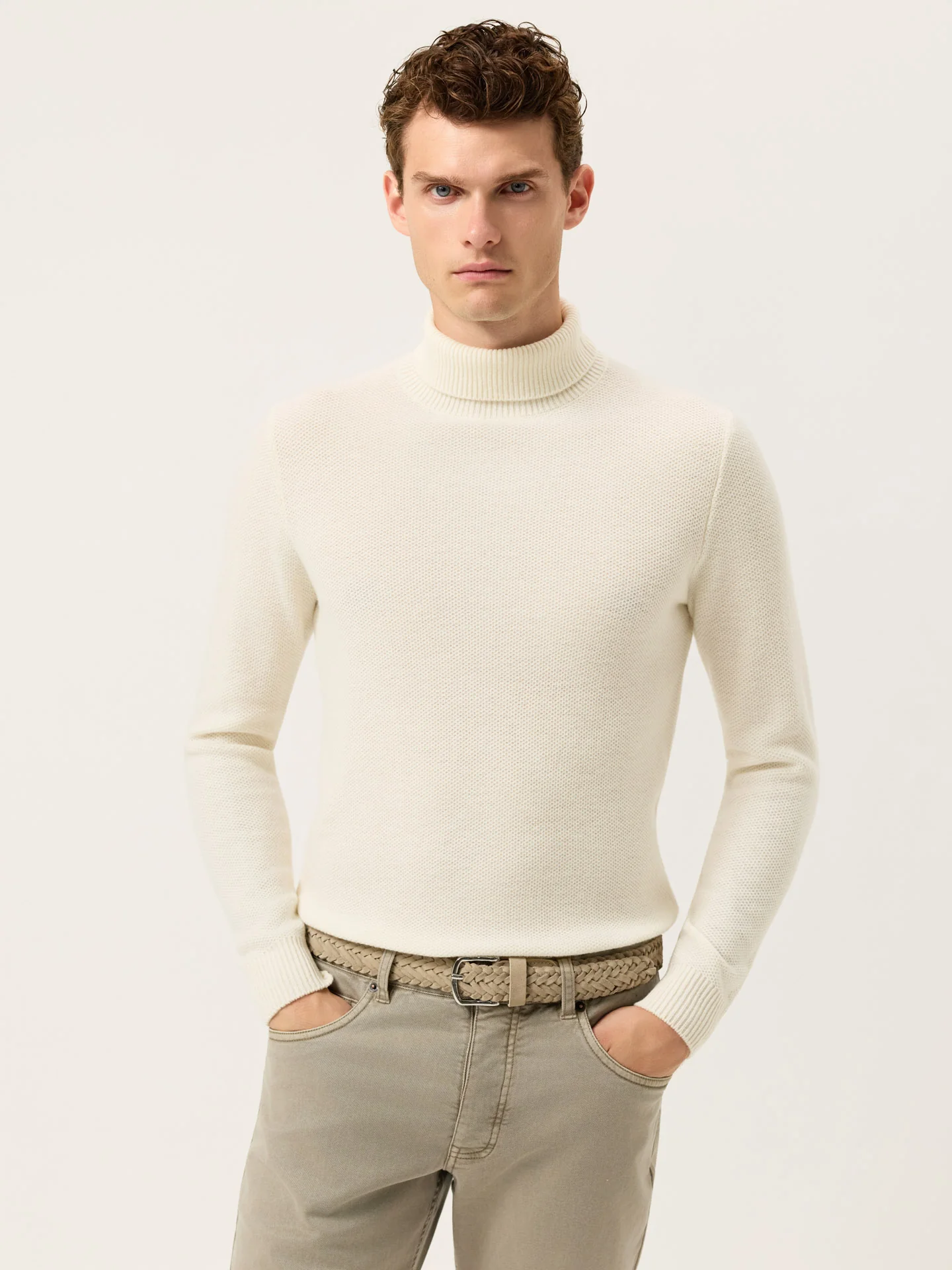 Camisola de Gola Alta e Manga Comprida com um Ponto Fantasia em Lambswool - Image 9