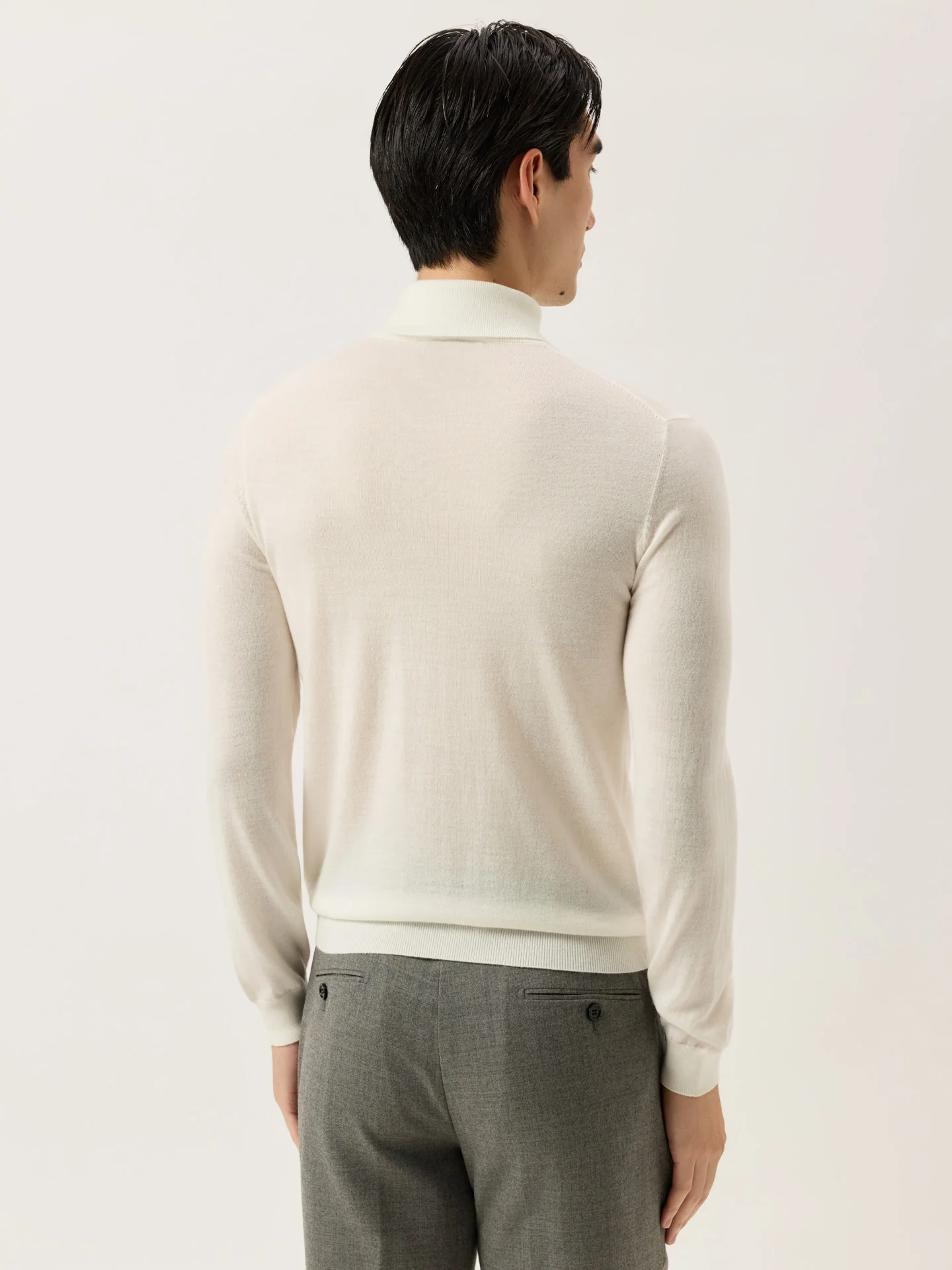 Camisola de Gola Alta e Manga Comprida em Lã Merino Extra Fina - Image 11
