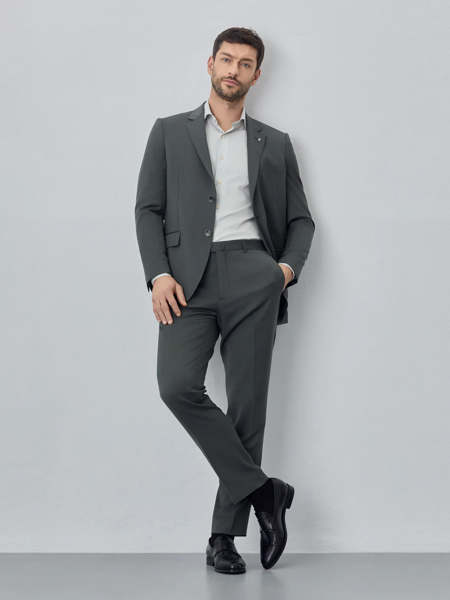 Fato de tecido italiano slim fit K-Moving - Image 5